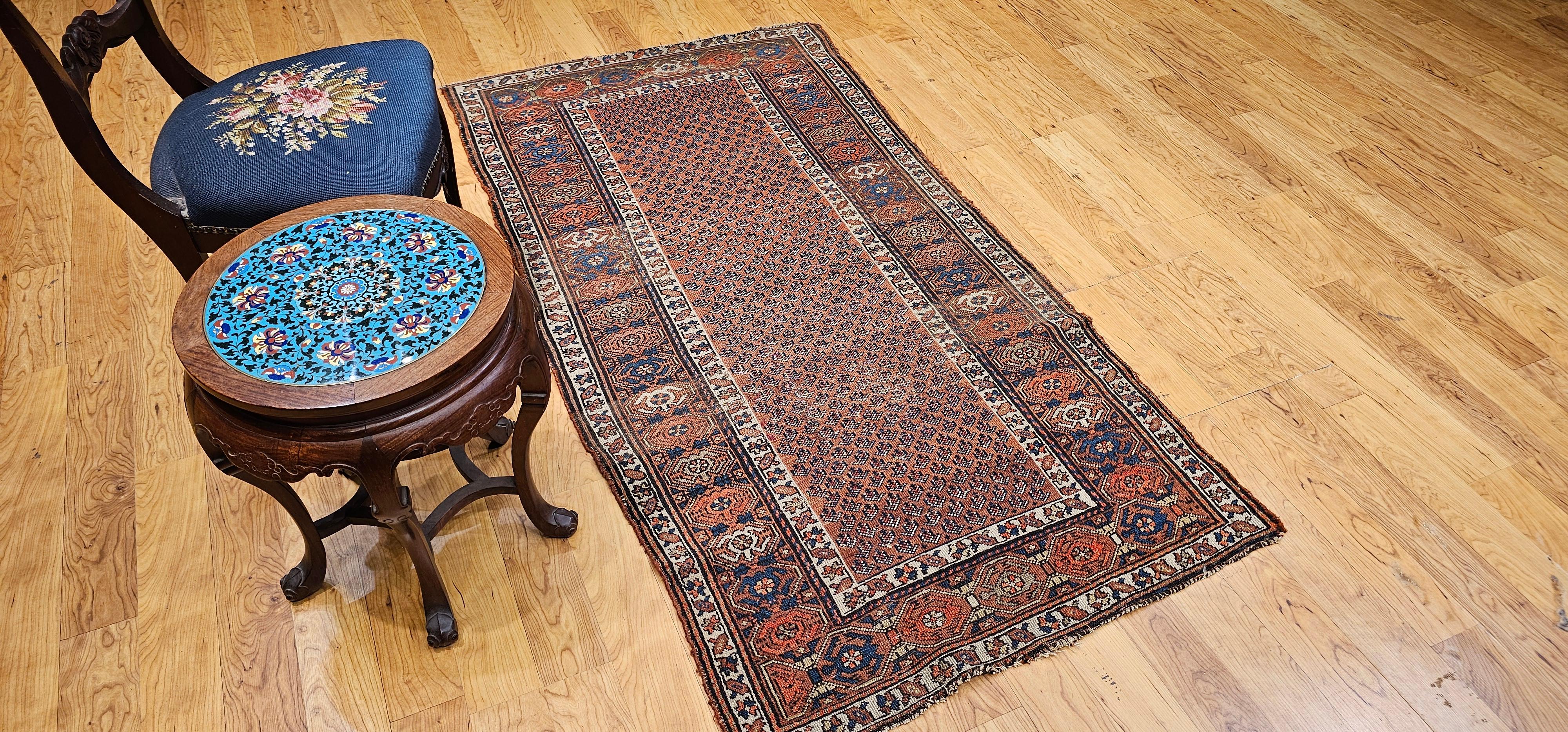Tapis kurde du 19e siècle à motif de marguerite en vente 11