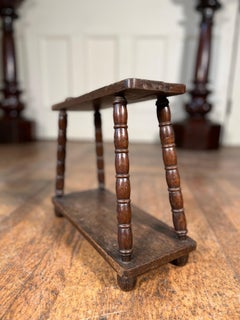 Tabouret à lacet du 19ème siècle