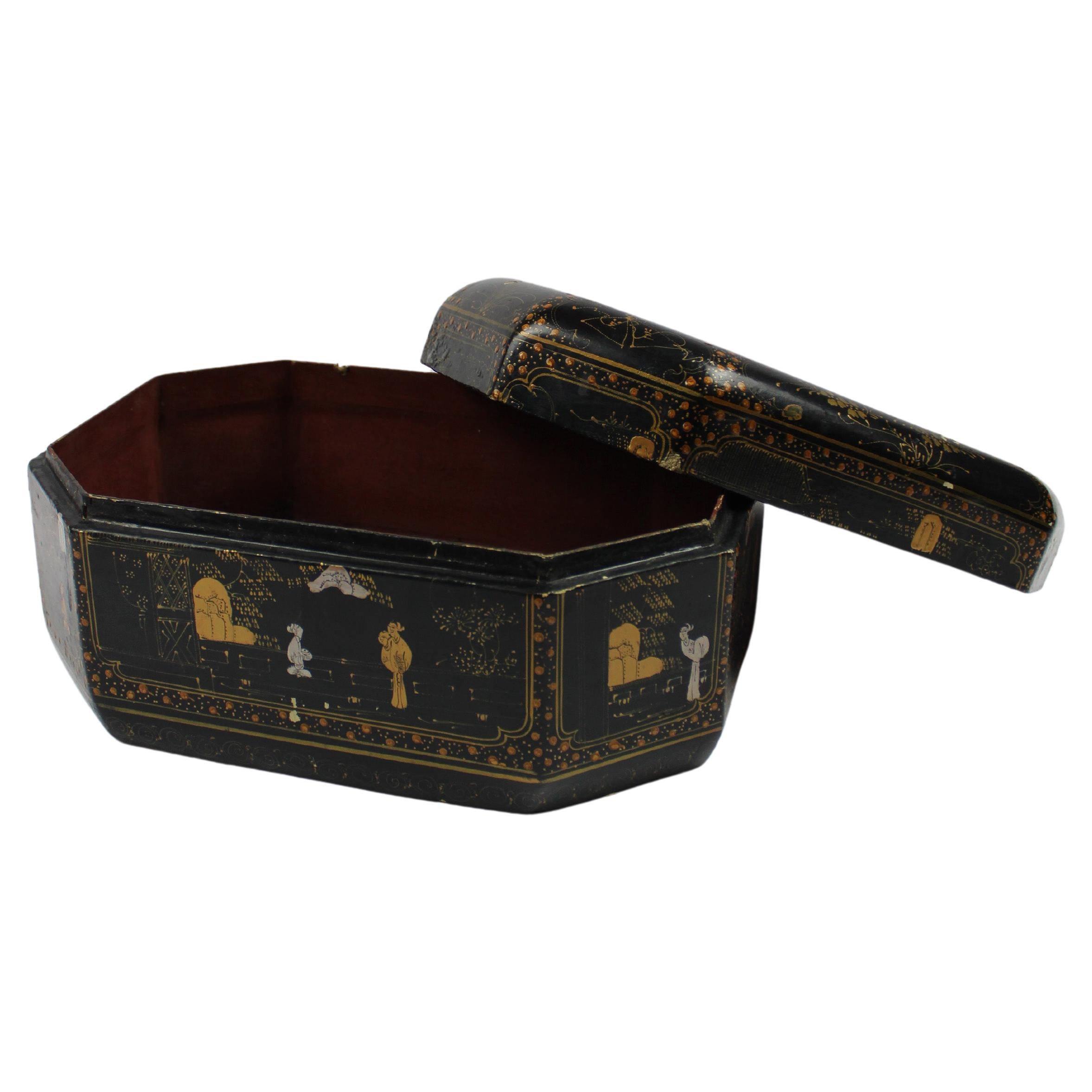 19th Century Lacquered Box Black Octogonal Chinese Export Gilded Floral For Sale