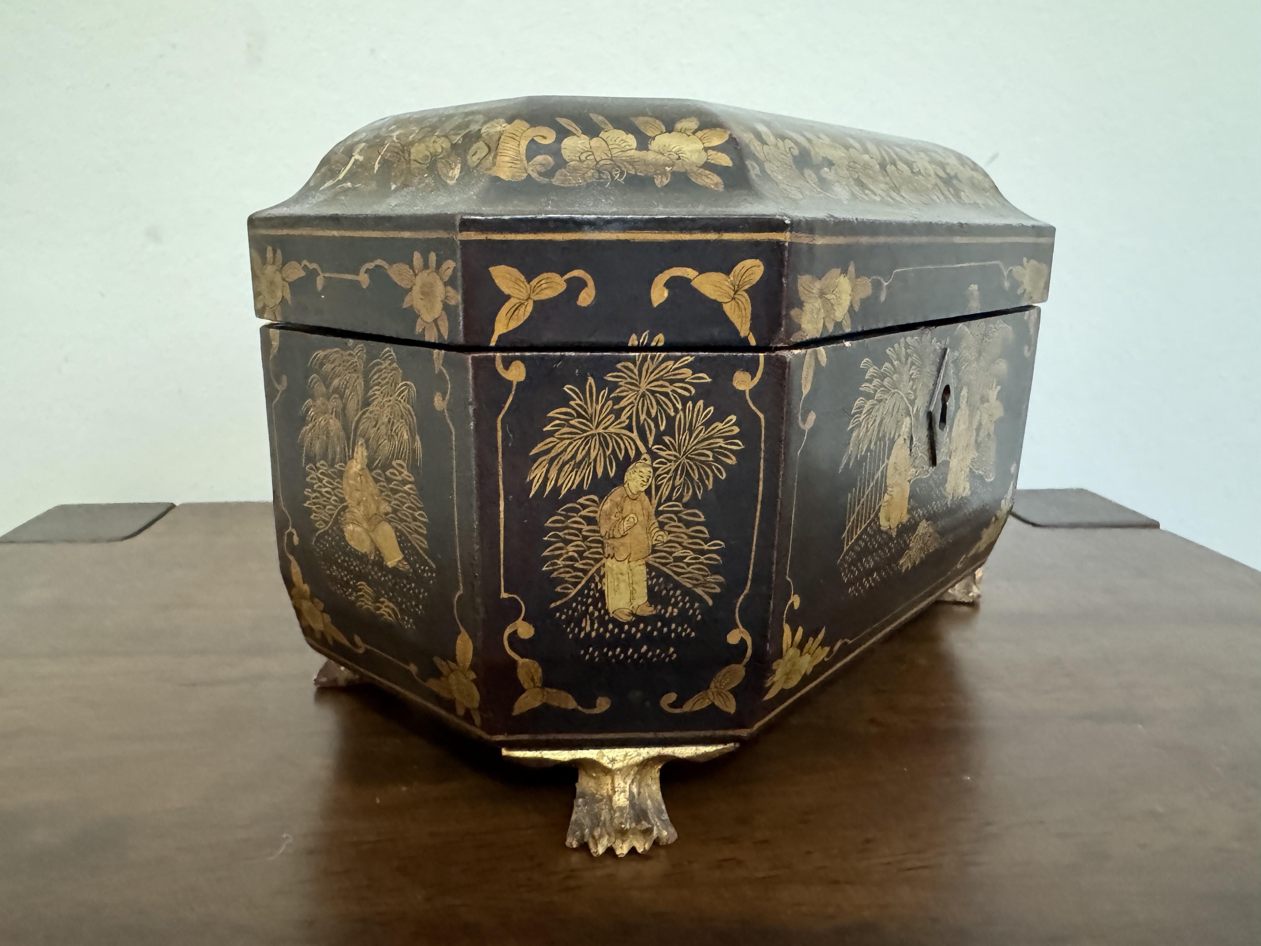 Wood 19th Century Lacquered Papier-Mache Tea Caddy For Sale
