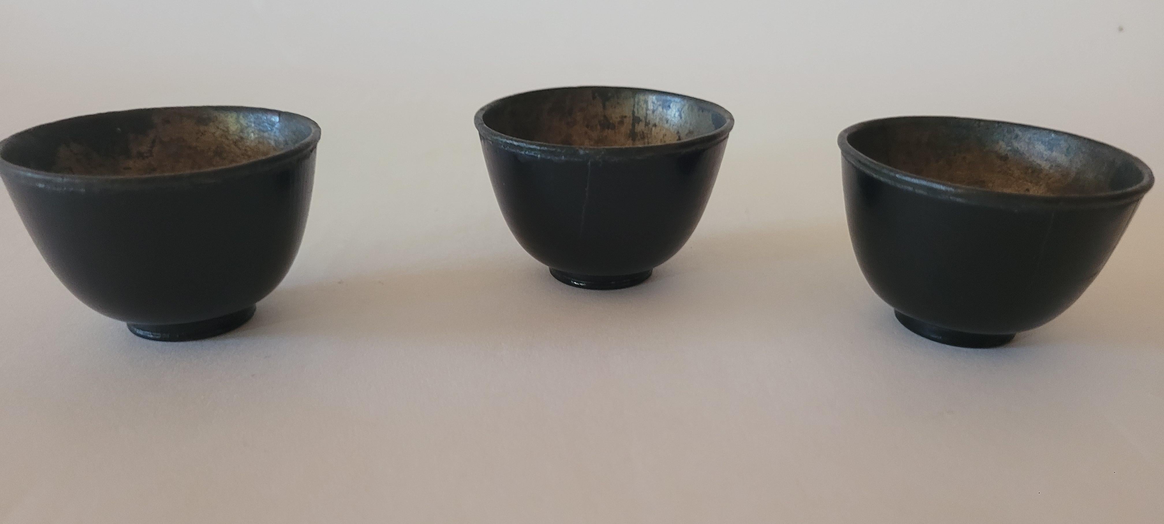 Lackierte Teetassen aus dem 19. (Chinesisch) im Angebot