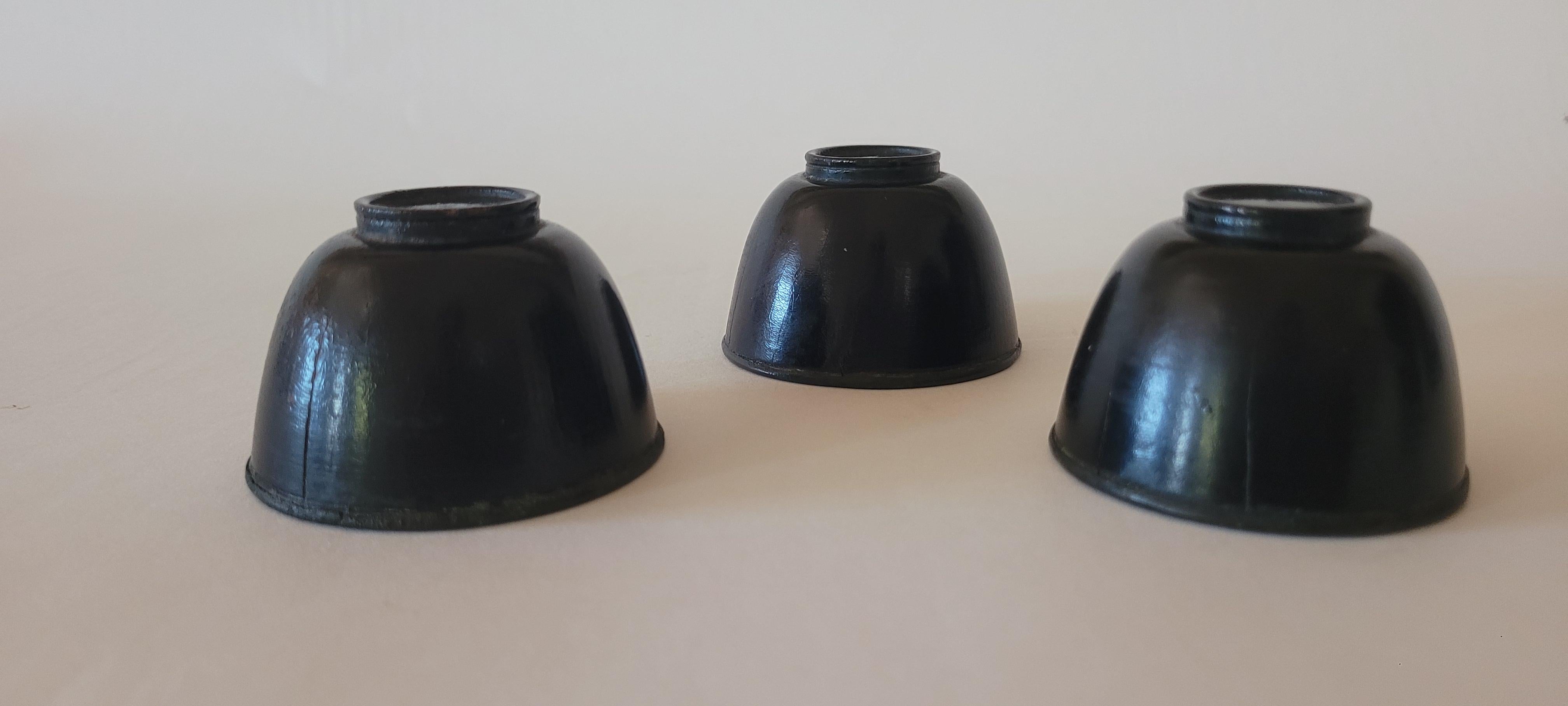 Lackierte Teetassen aus dem 19. (19. Jahrhundert) im Angebot