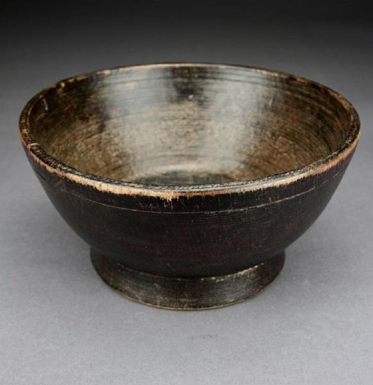 19th Century Lacquered Treen Rice Bowl In Good Condition For Sale In London, GB