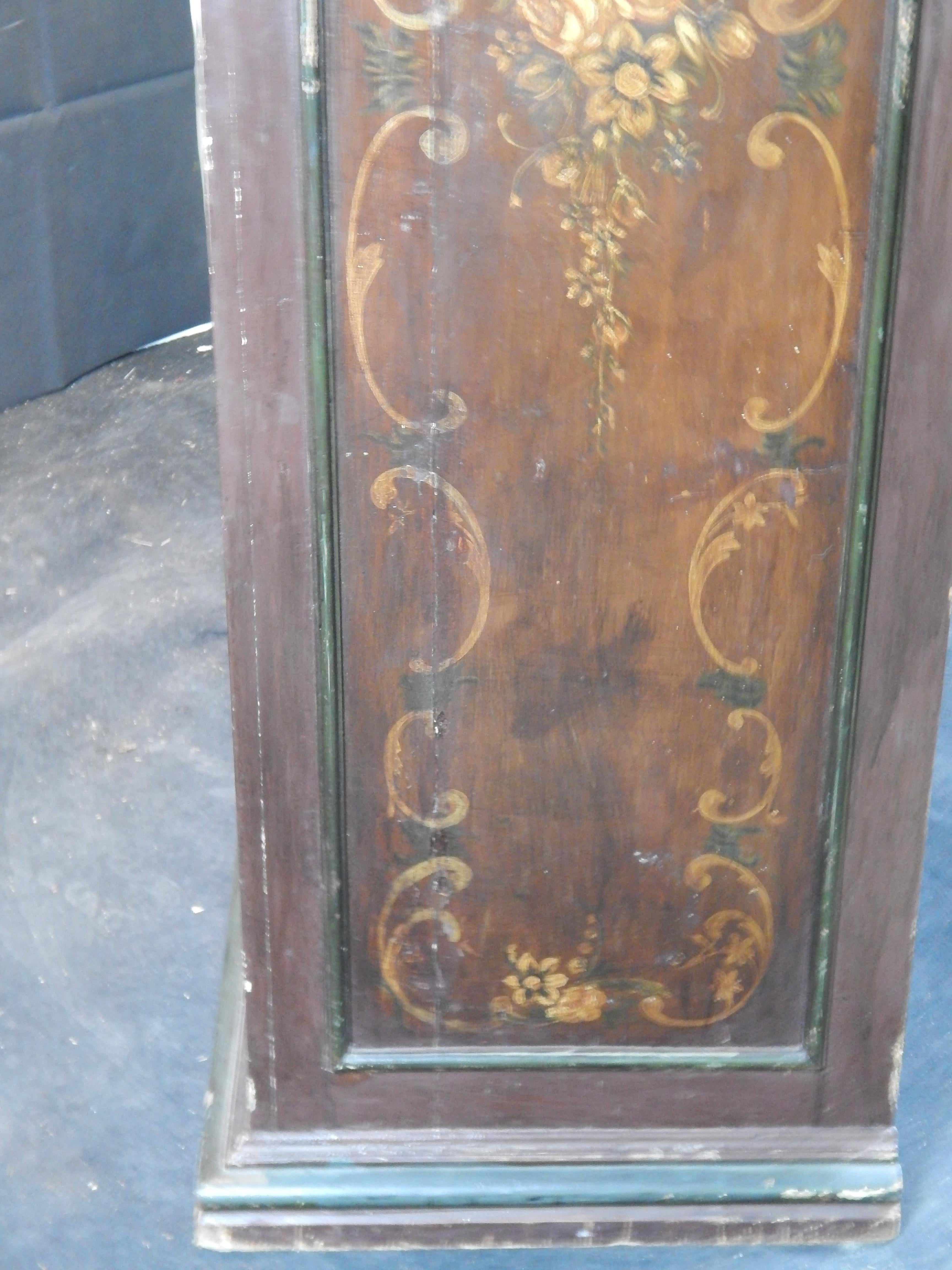 19th Century Lacquered Wardrobe with Floral Motifs For Sale 3
