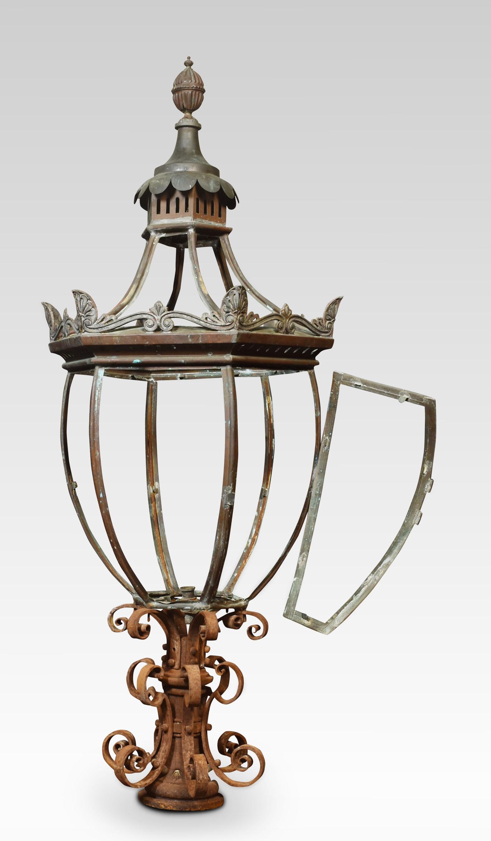 19th century lamp post lantern In Good Condition In Cheshire, GB