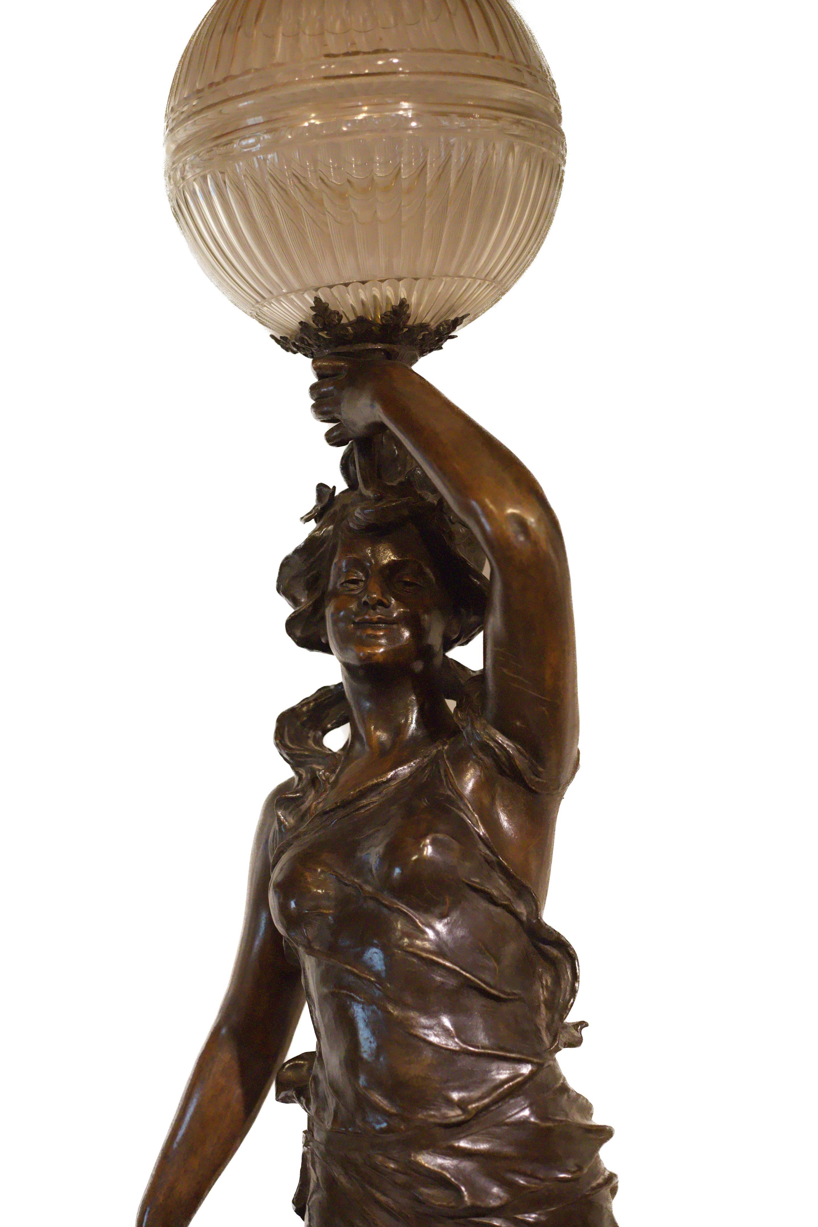 Lampada scultura del XIX secolo in bronzo di Victor Heinrich Seifert In condizioni buone in vendita a Miami, US