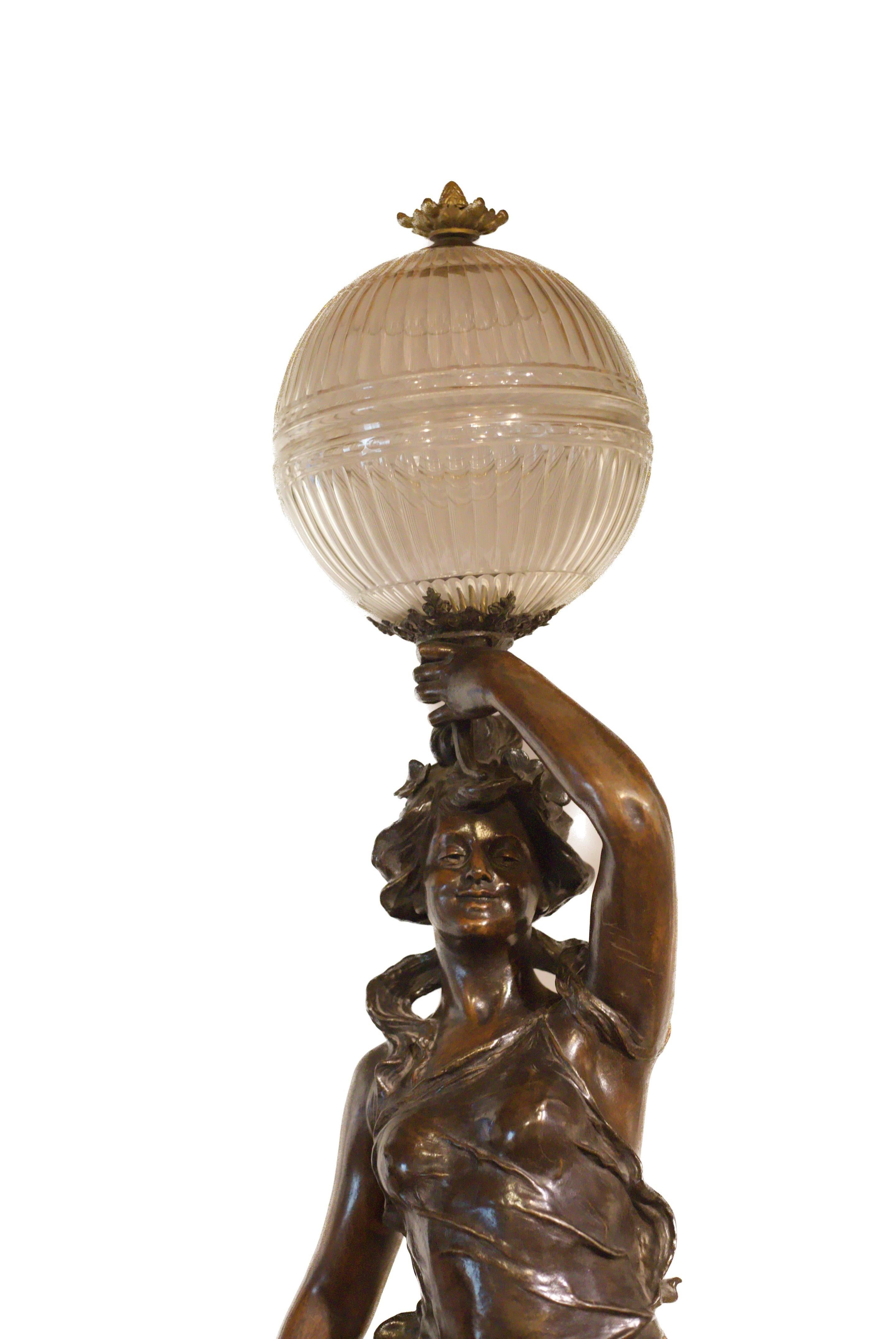 Lampada scultura del XIX secolo in bronzo di Victor Heinrich Seifert in vendita 1