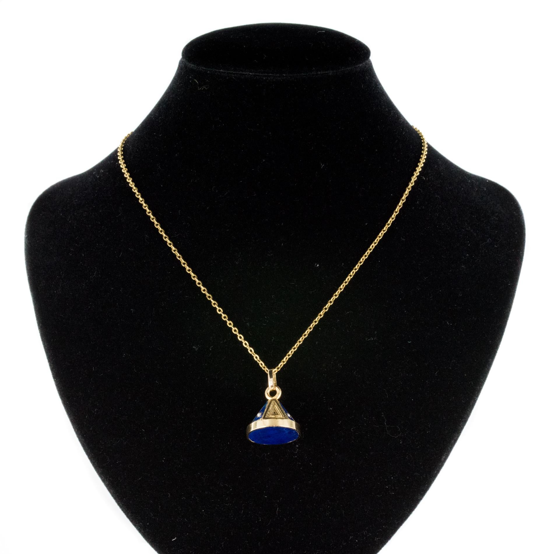 Round Cut 19th Century Lapis Lazuli Natural Pearls Pendant Necklace