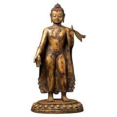19th century Large antique bronze Shakyamuni Buddha from Nepal