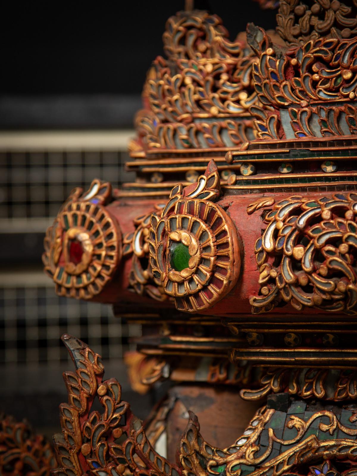 19e siècle Grand autel antique de Bouddha birman de Birmanie en vente 3