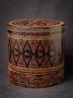 19th century Large antique Burmese lacquerware betelnut box from Burma
