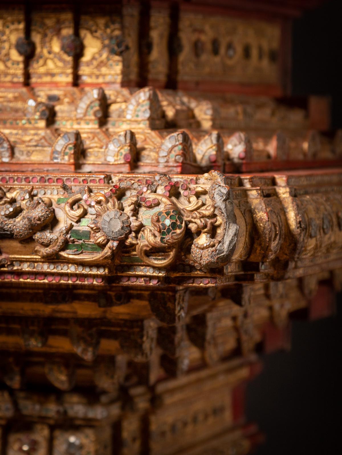 19ème siècle Grand trône birman antique en bois de Birmanie en vente 2