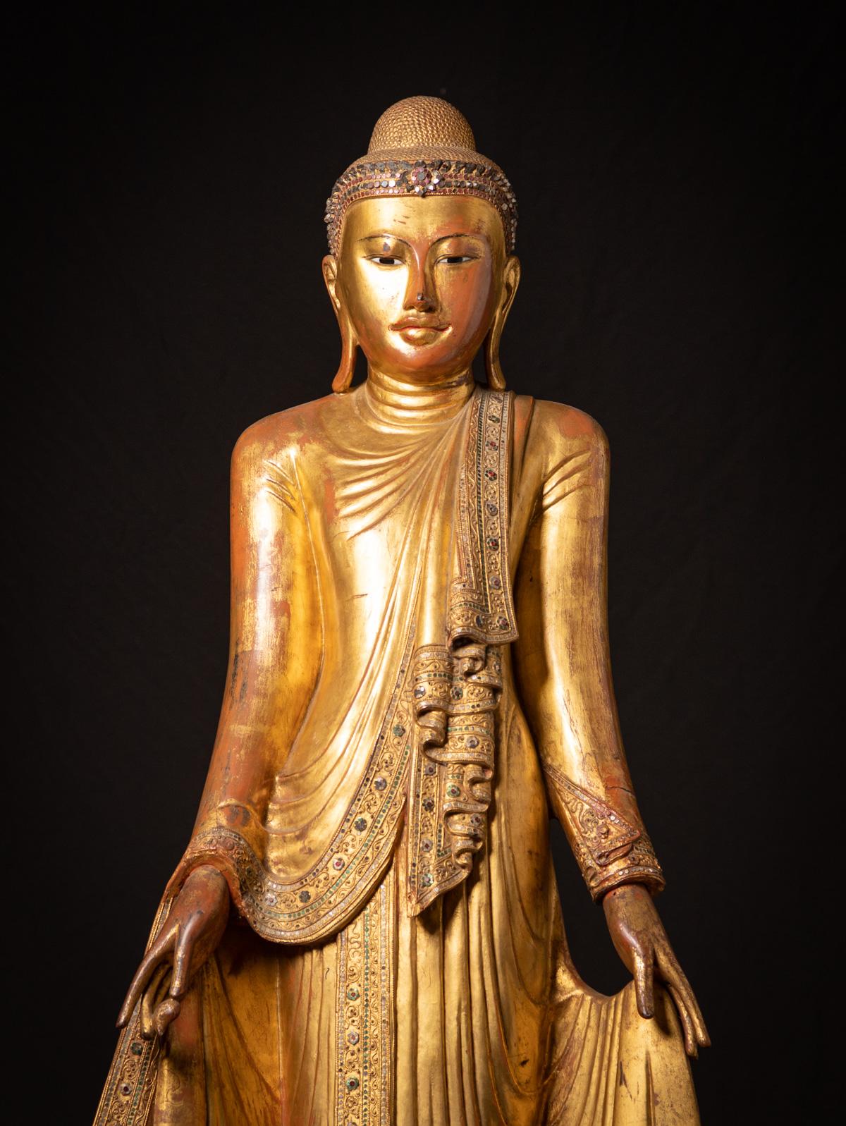 Siglo XIX Gran estatua antigua de madera de Buda de Mandalay procedente de Birmania en venta 10