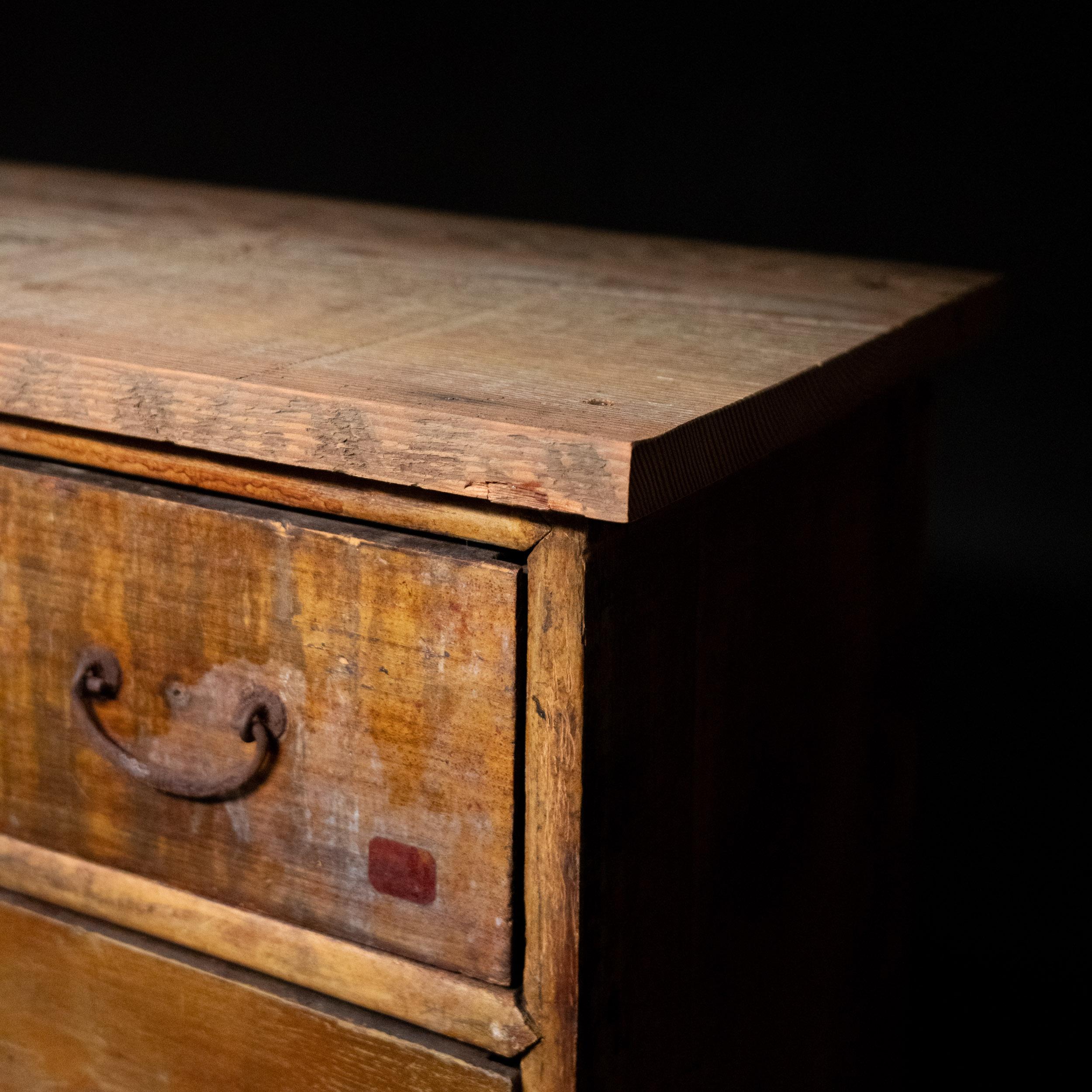 A very rare survivor from Vancouver Chinatown a multi drawer unit in original painted finish with all handles and solid square nailed construction. A fine large example of a rare item.
Item is as found. And in very good condition.