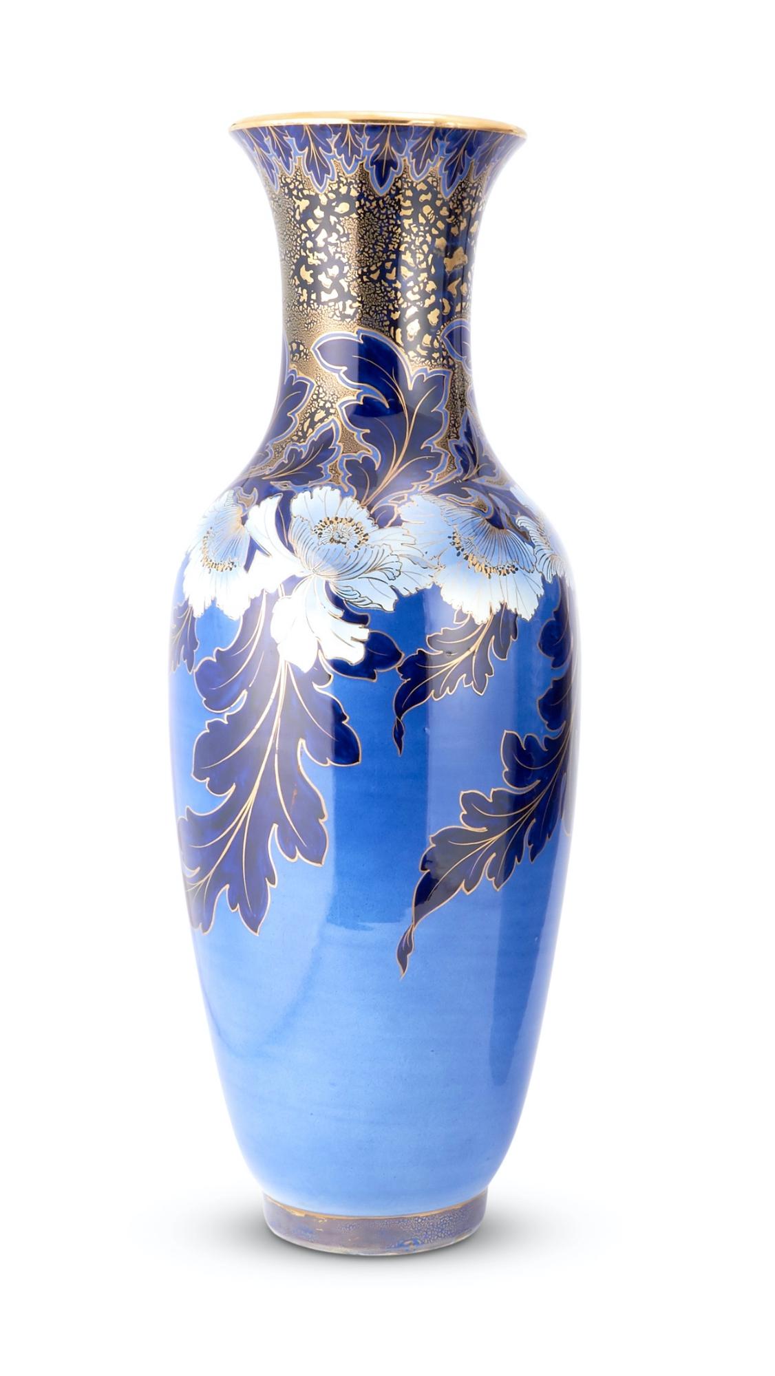 19. Jahrhundert große Jugendstil handbemalte & vergoldete dekorierte Vasen / Urnen im Angebot 2