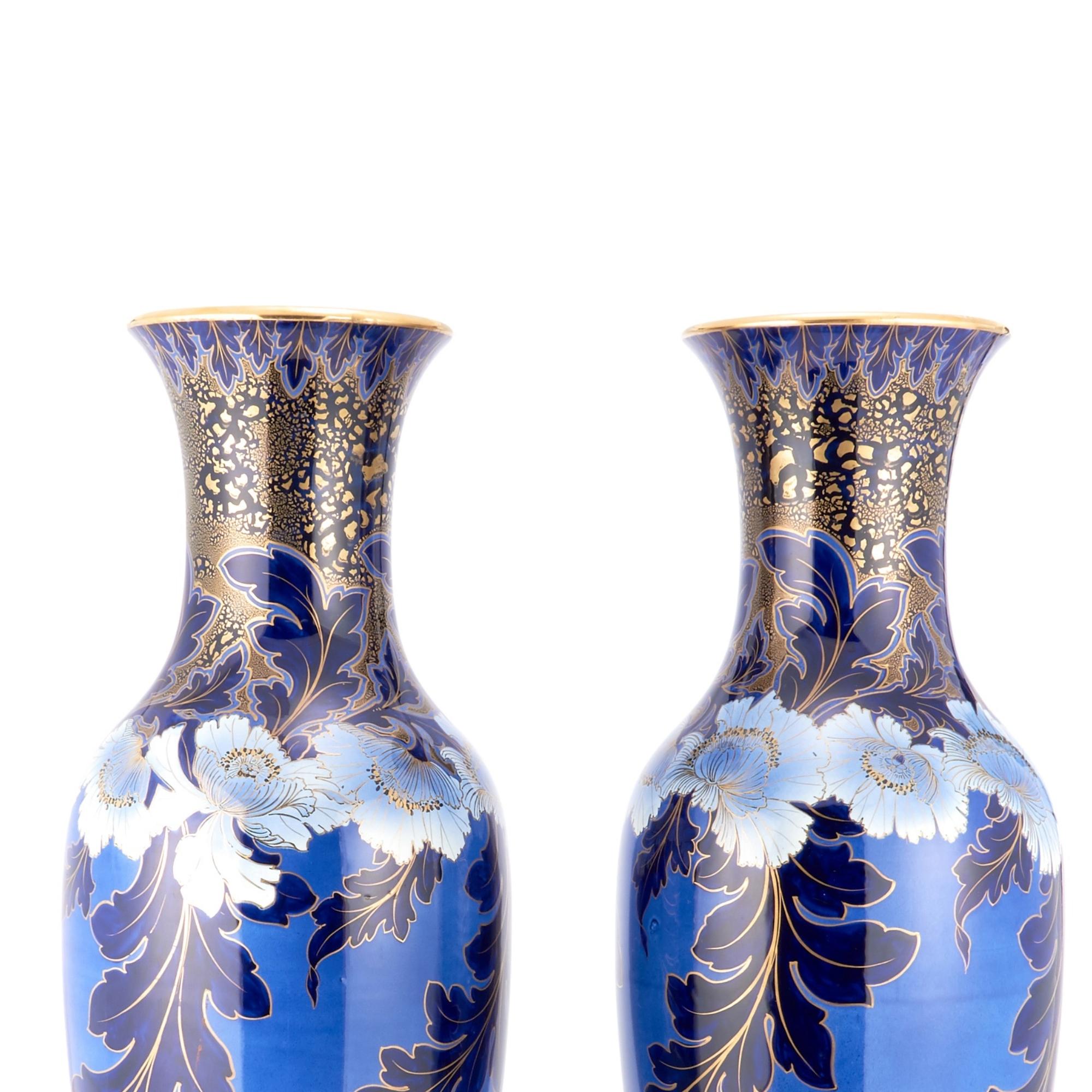 Gold 19th Century Large Art Nouveau Style Hand-Painted & Gilt Decorated Vases / Urns For Sale