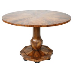 19th Century Large Biedermeier Walnut Table. Vienna, c. 1825.