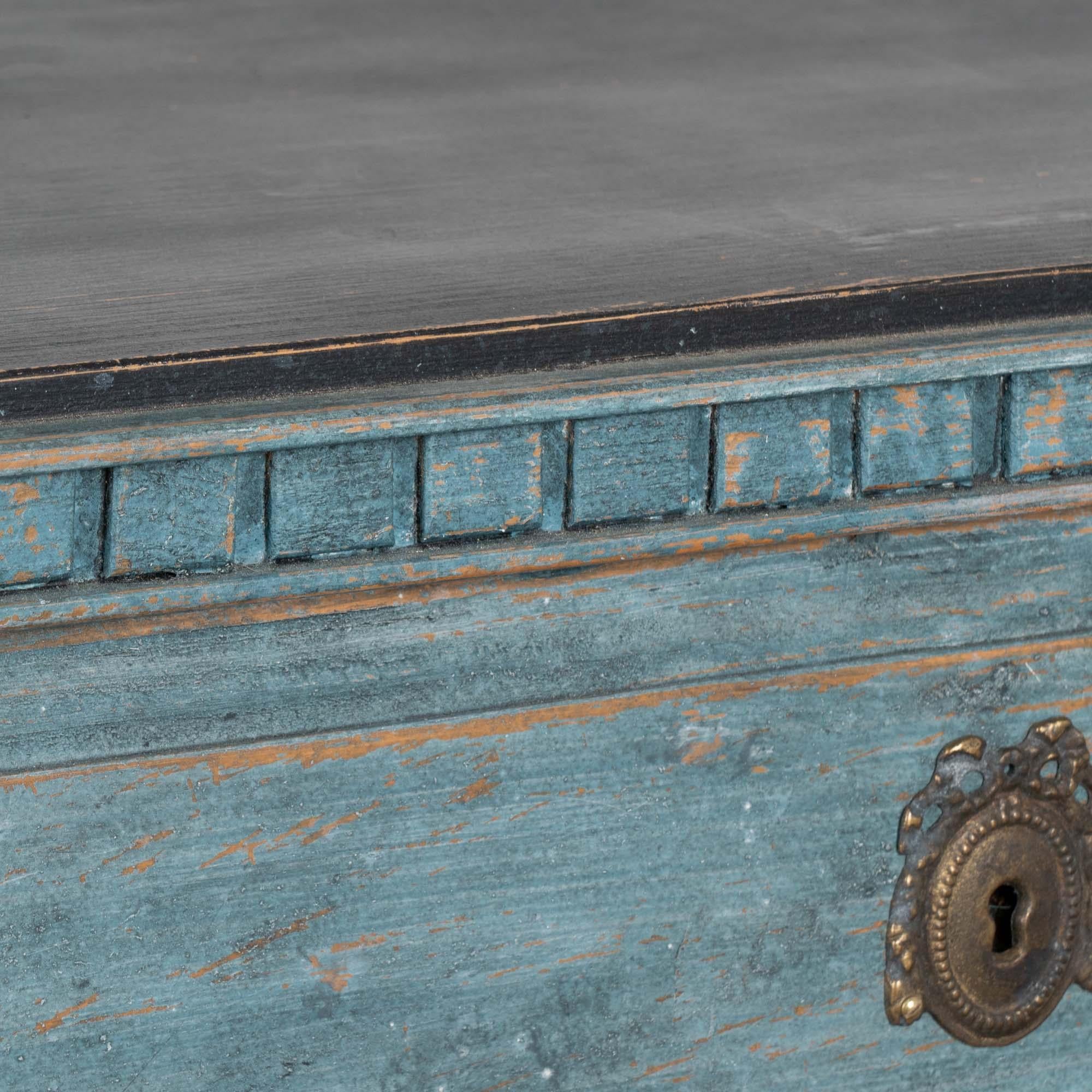 19th Century Large Blue Painted Gustavian Chest of Three Drawers, Sweden 6