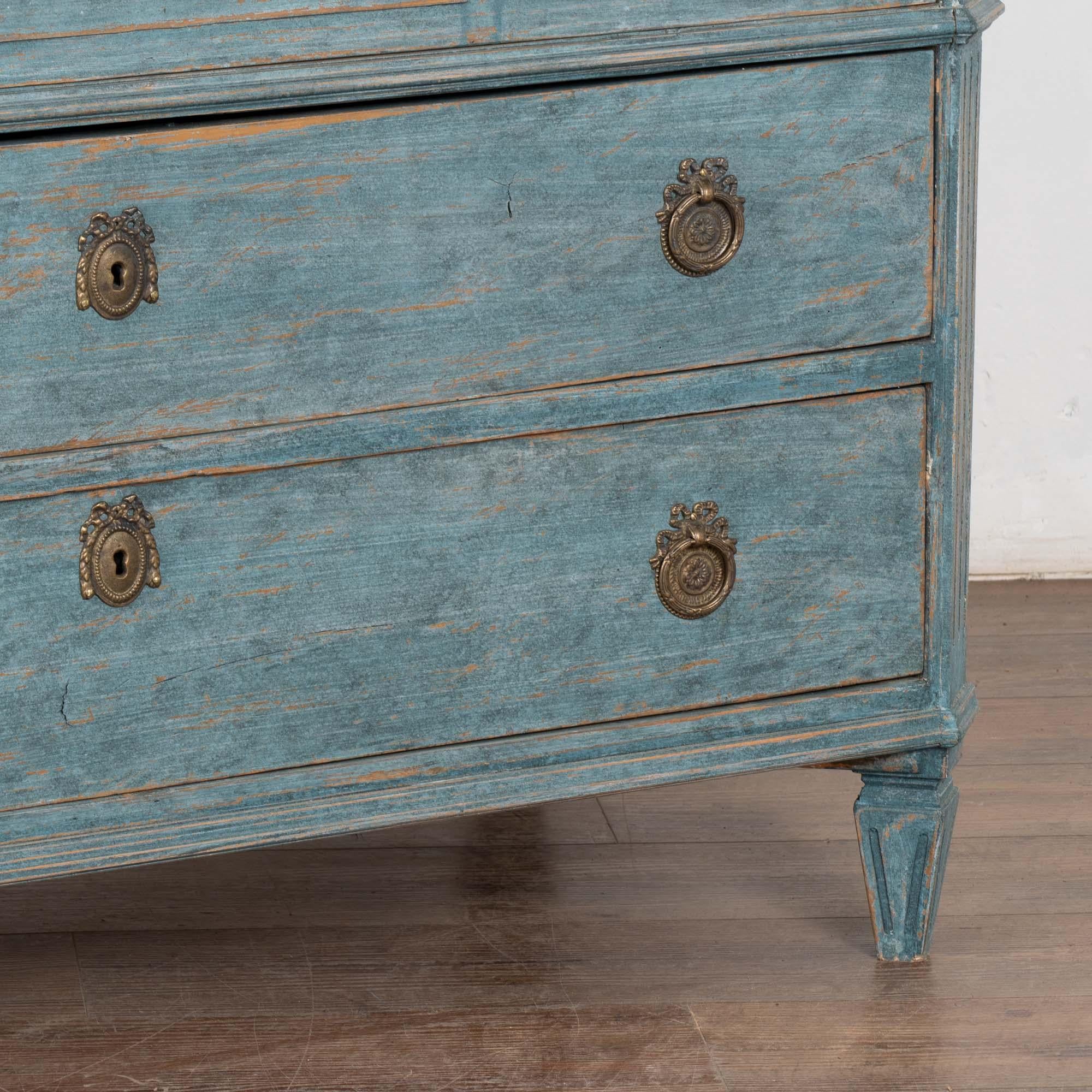 19th Century Large Blue Painted Gustavian Chest of Three Drawers, Sweden 8