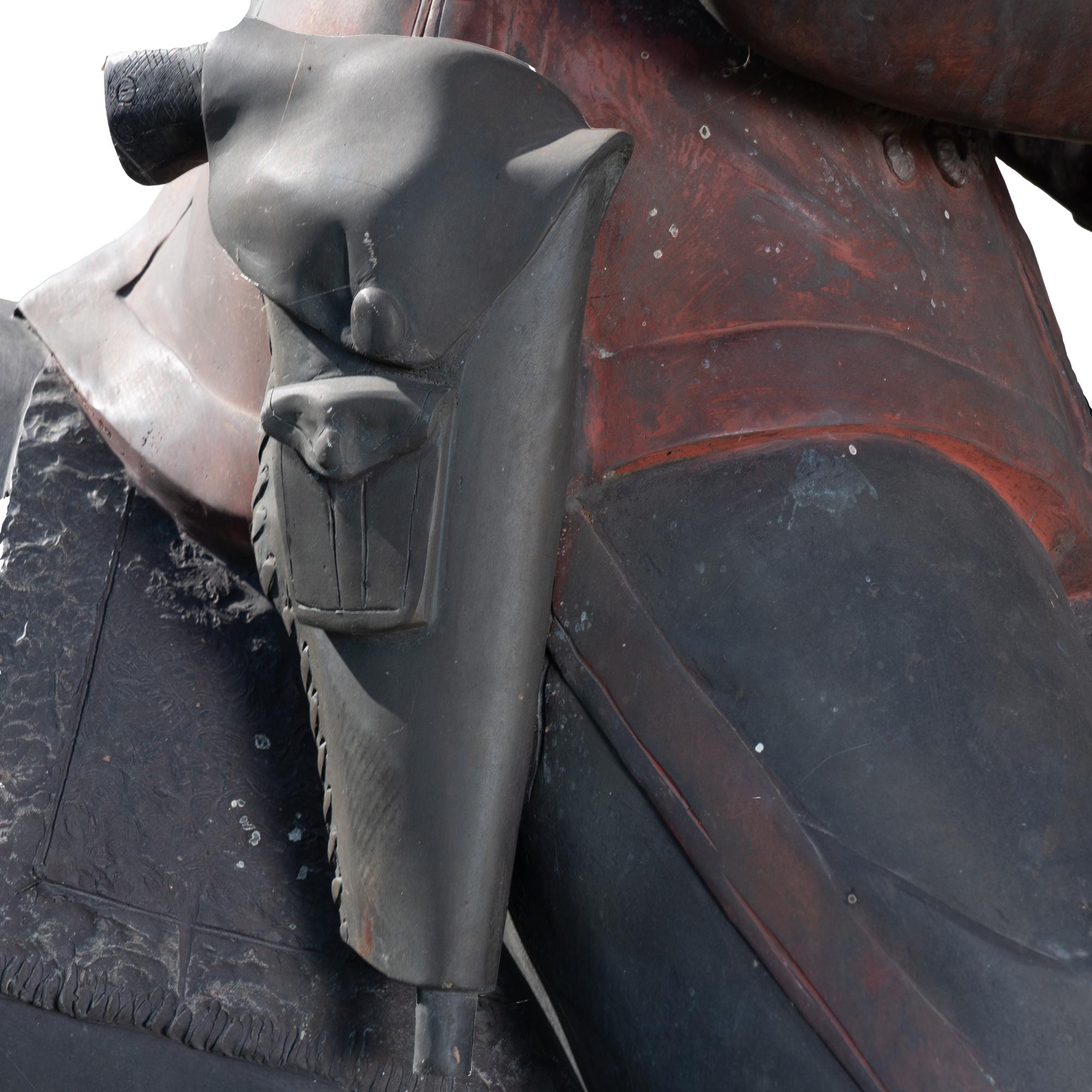 19. Jahrhundert große französische Bronzeskulptur eines Soldaten zu Pferd im Angebot 4