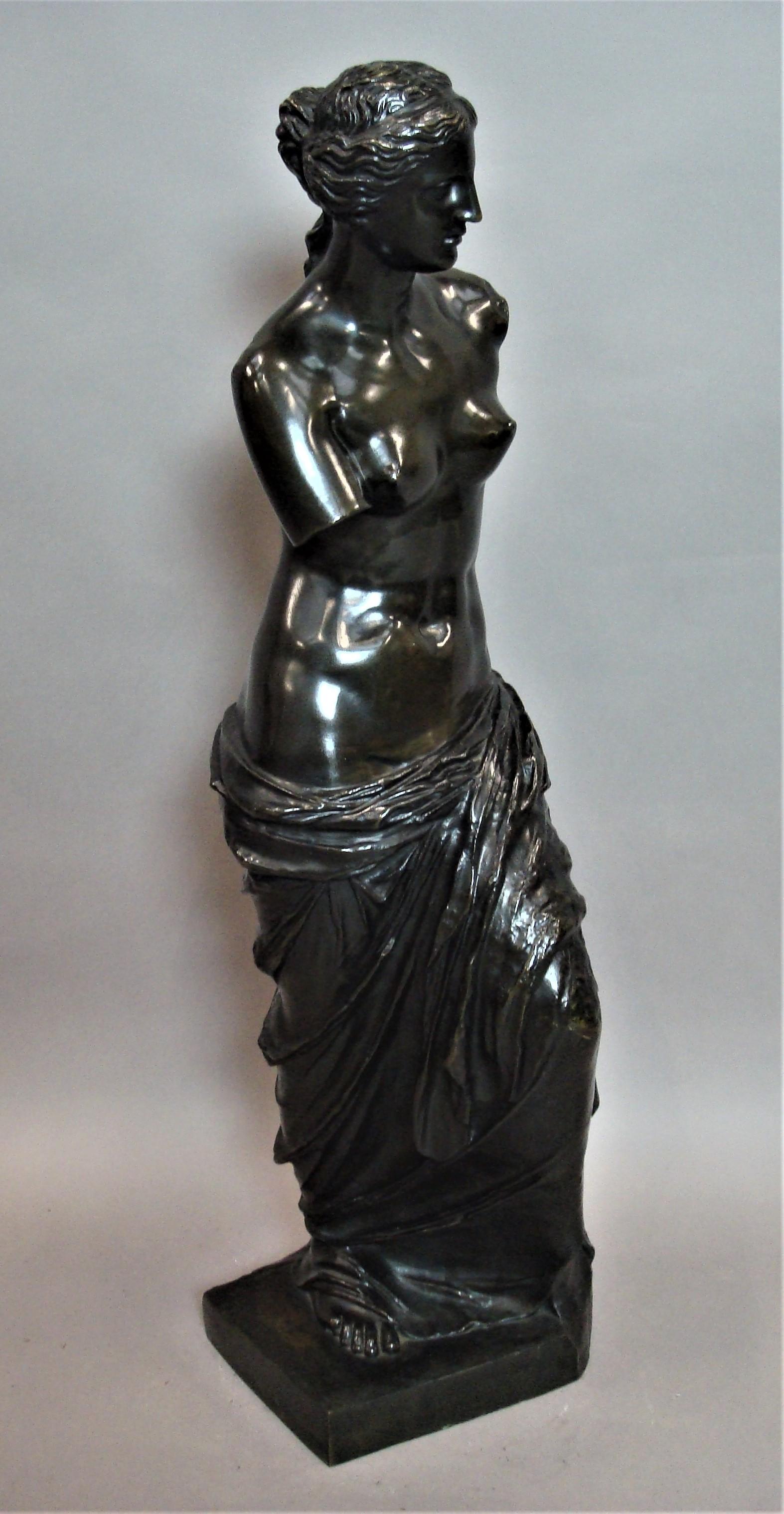 19th Century Large Bronze Grand Tour Sculpture of Venus de Milo For Sale 2