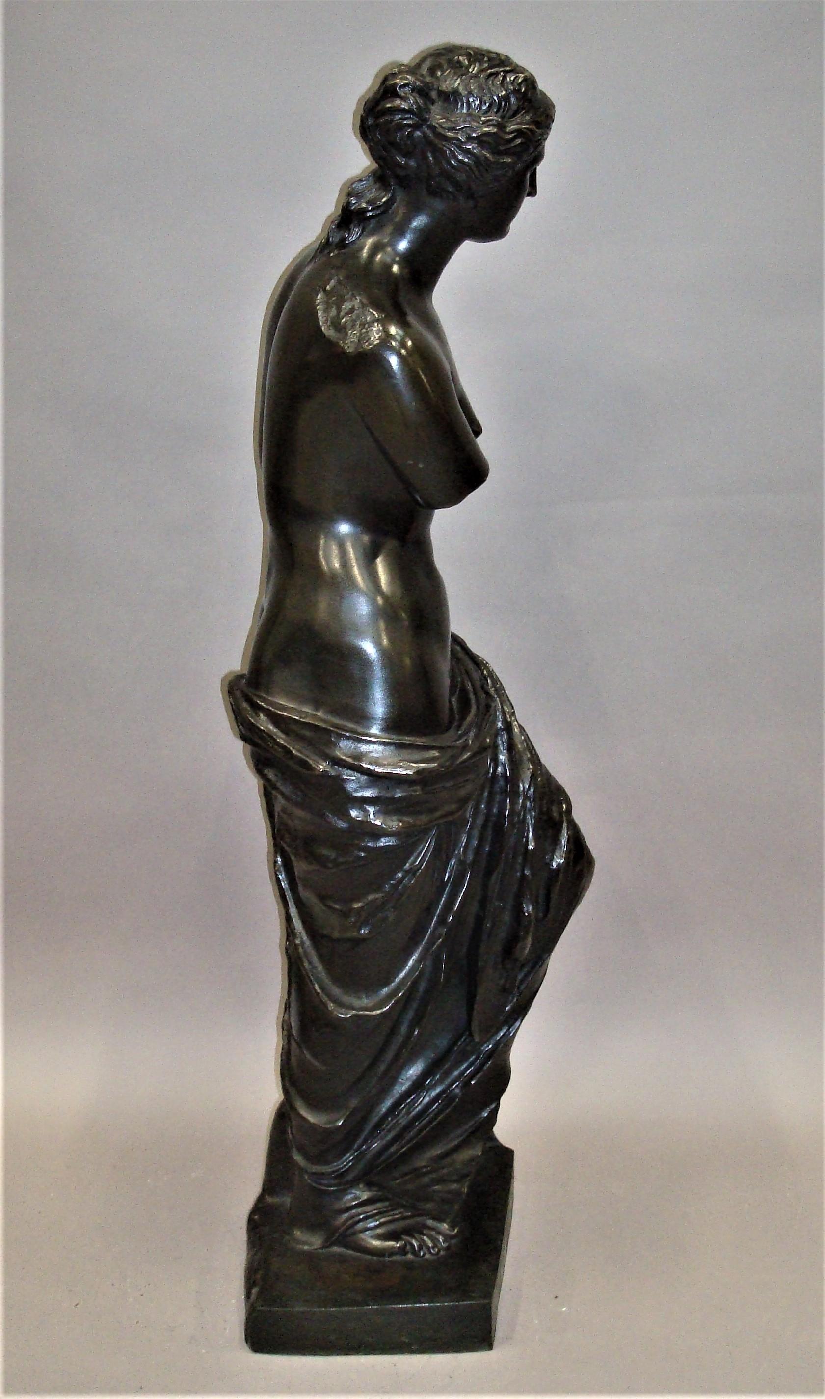 19th Century Large Bronze Grand Tour Sculpture of Venus de Milo For Sale 3