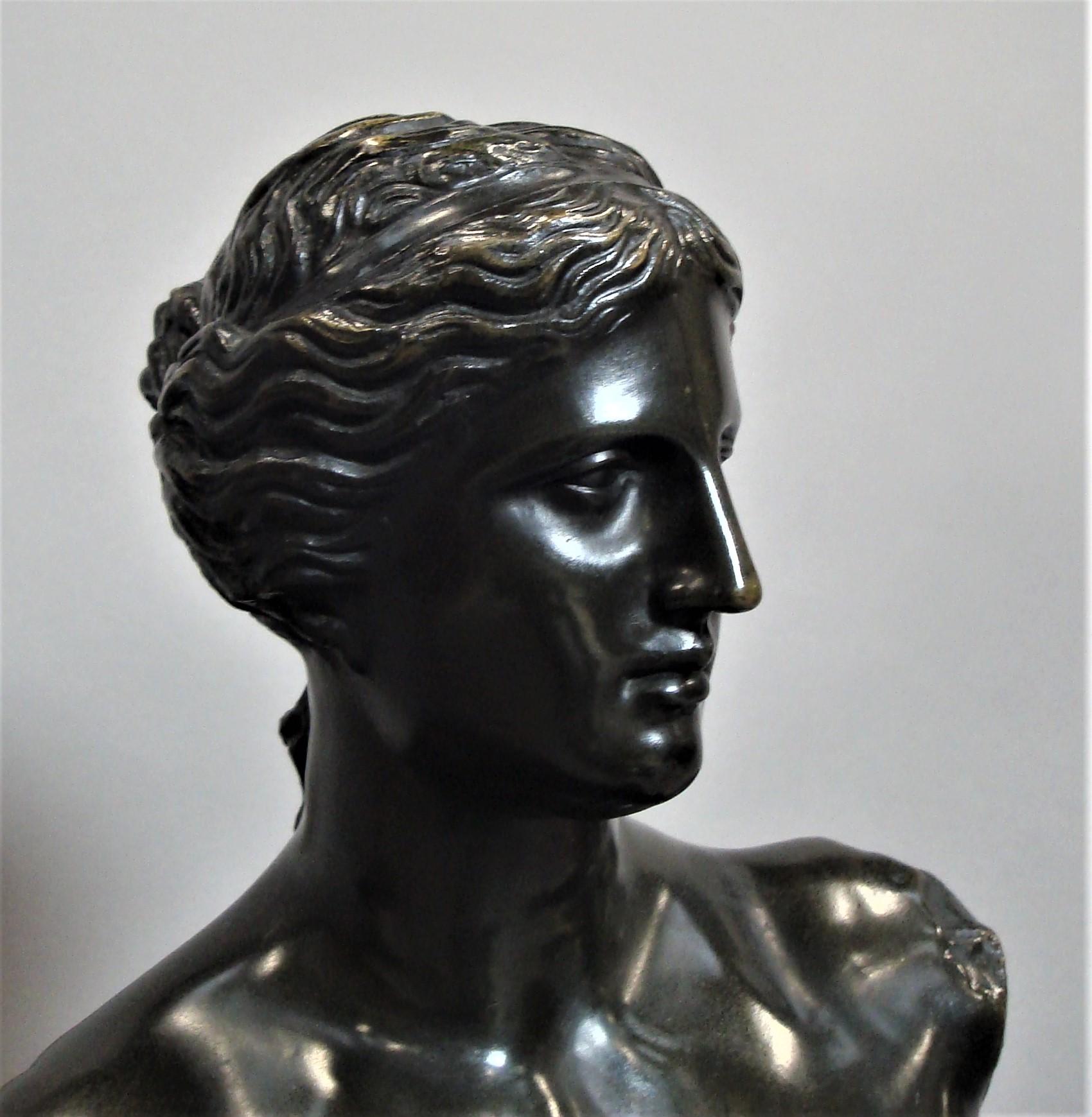 19th Century Large Bronze Grand Tour Sculpture of Venus de Milo For Sale 7