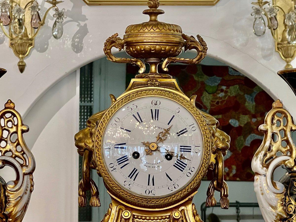 19th Century Large C. Vernet Mantel Clock in Gilt Bronze For Sale 2