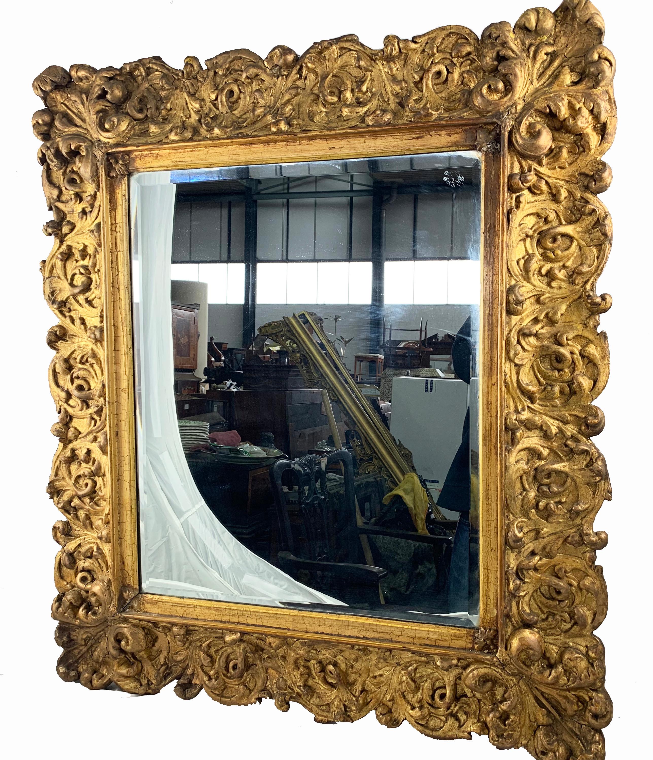 19th Century Large Carved Gilt Wood Mirror  For Sale 1