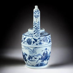 19th Century Large Chinese Blue and White Porcelain Ewer (Tilianghu) - 23.2 in