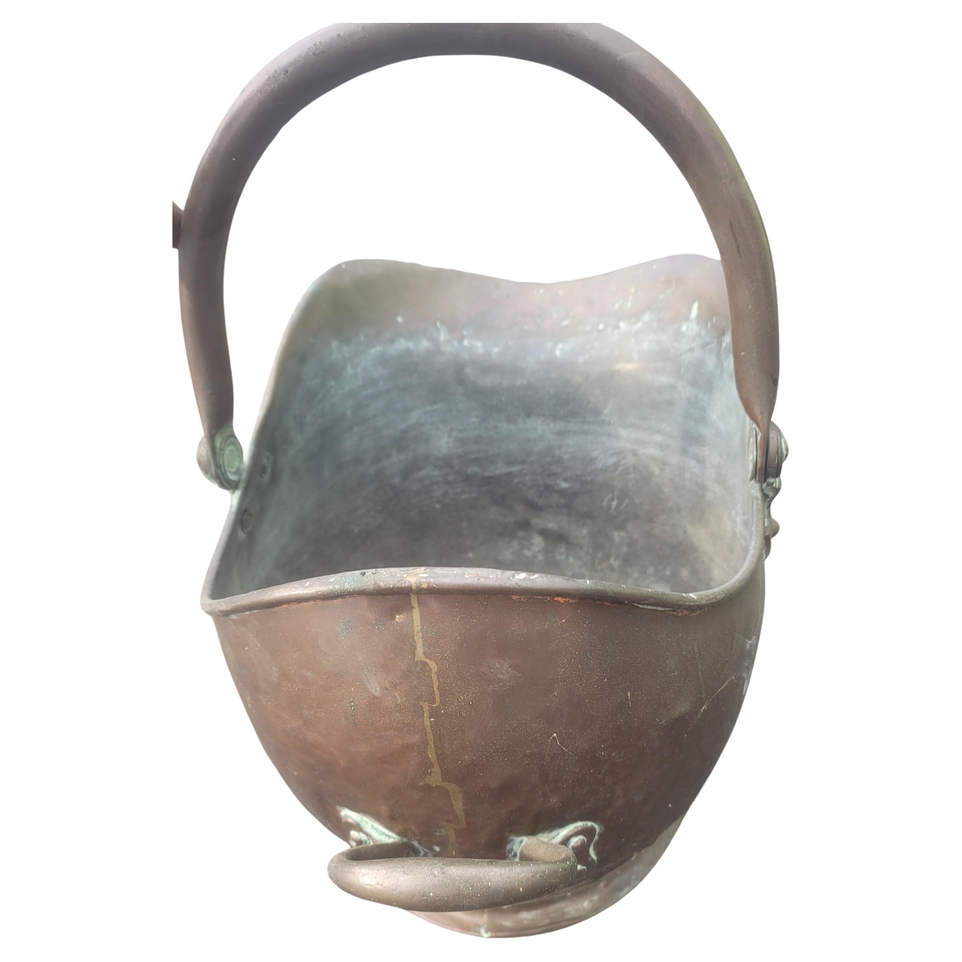 American 19th Century Large Copper Coal Scuttle with Handle For Sale