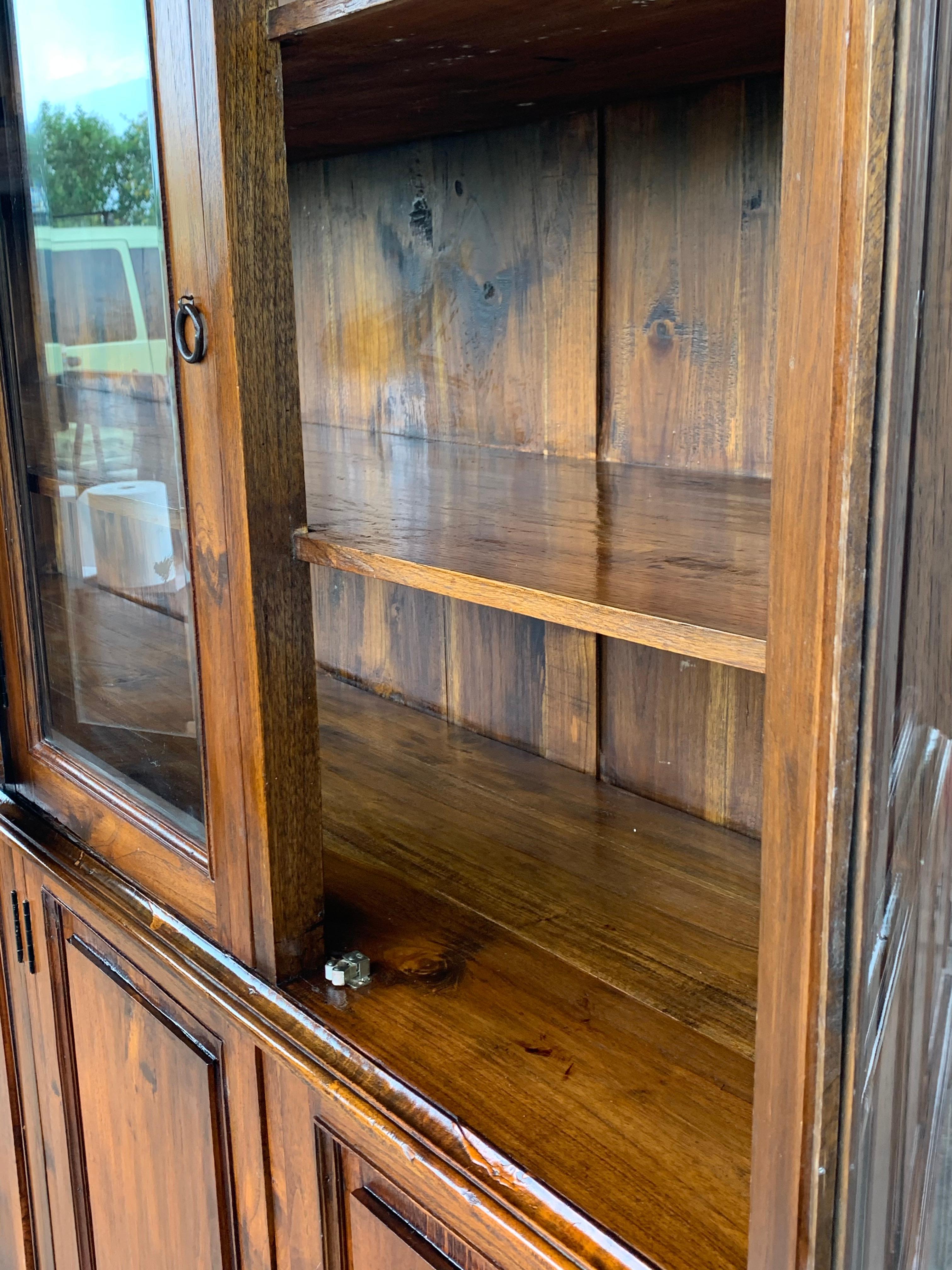 19th Century Large Cupboard or Bookcase with Glass Vitrine, Pine, Spain Restored For Sale 3