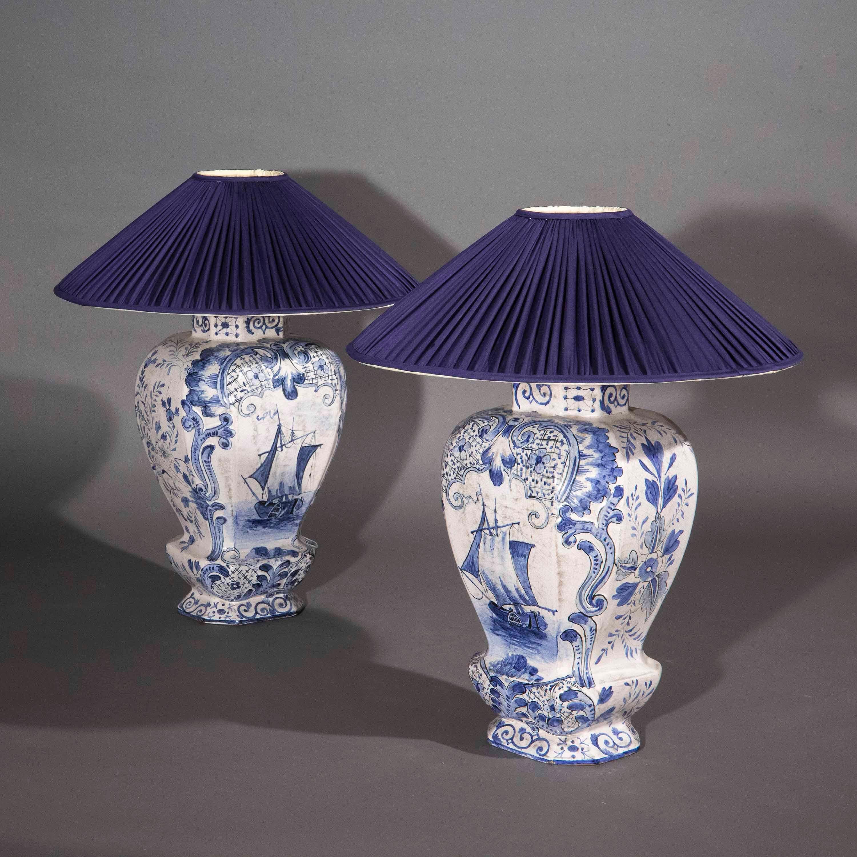 Grandes lampes à vase de Delft du 19e siècle en vente 1