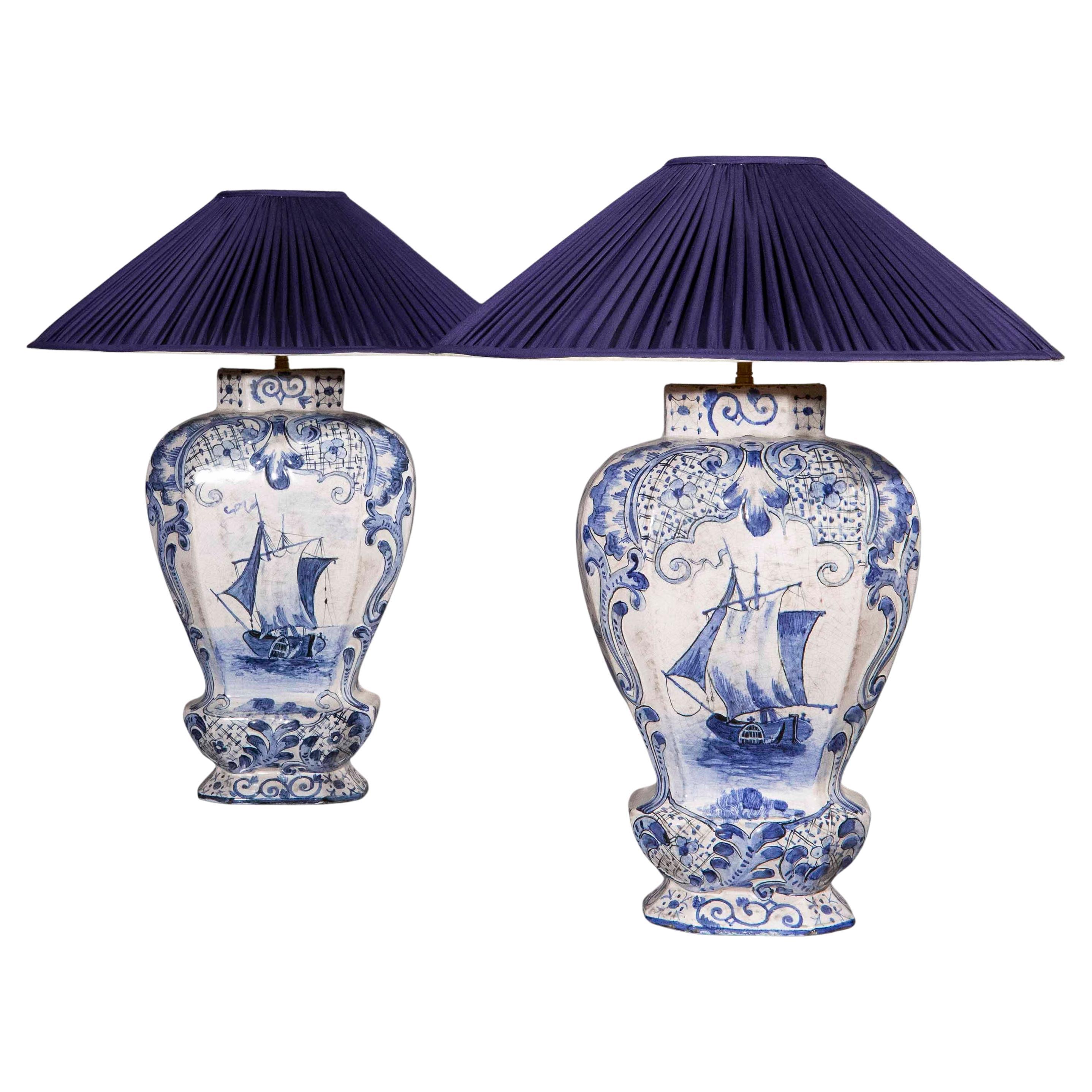 Grandes lampes à vase de Delft du 19e siècle en vente