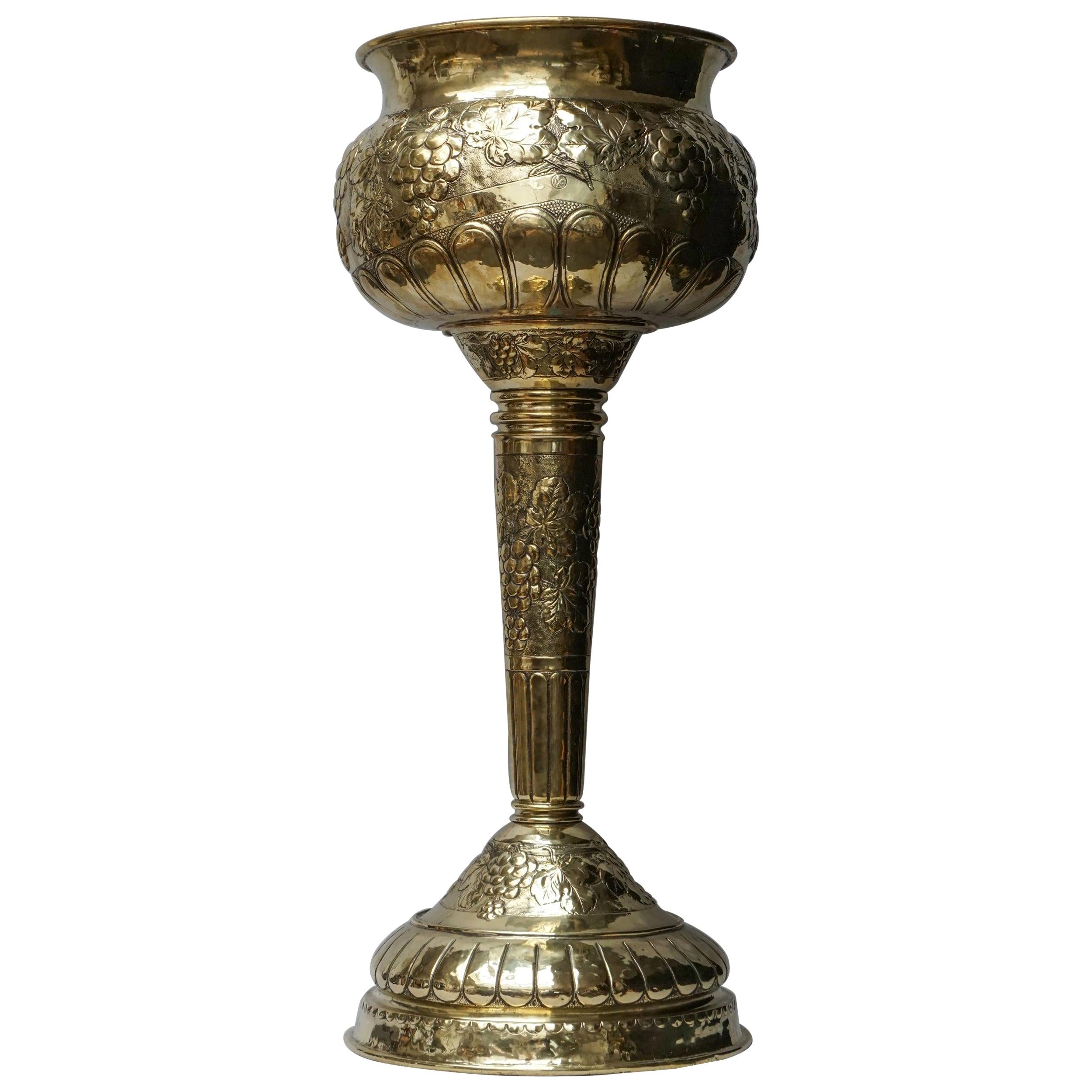 19th Century Large Dutch Embossed Brass Cachepot Jardinière or Champagne Cooler