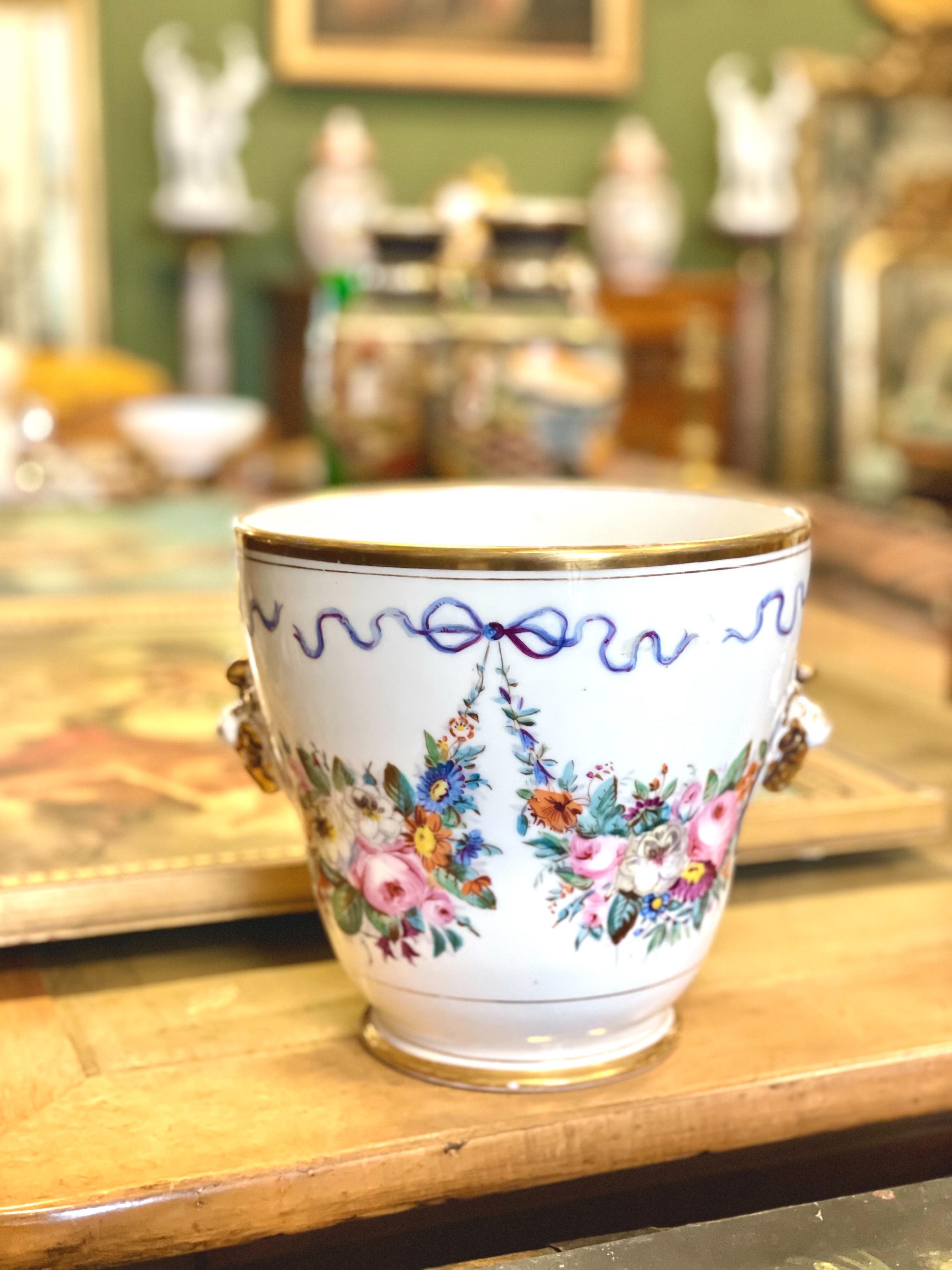 Vaso o cache-pot del XIX secolo Luigi XVI policromato in vendita 6