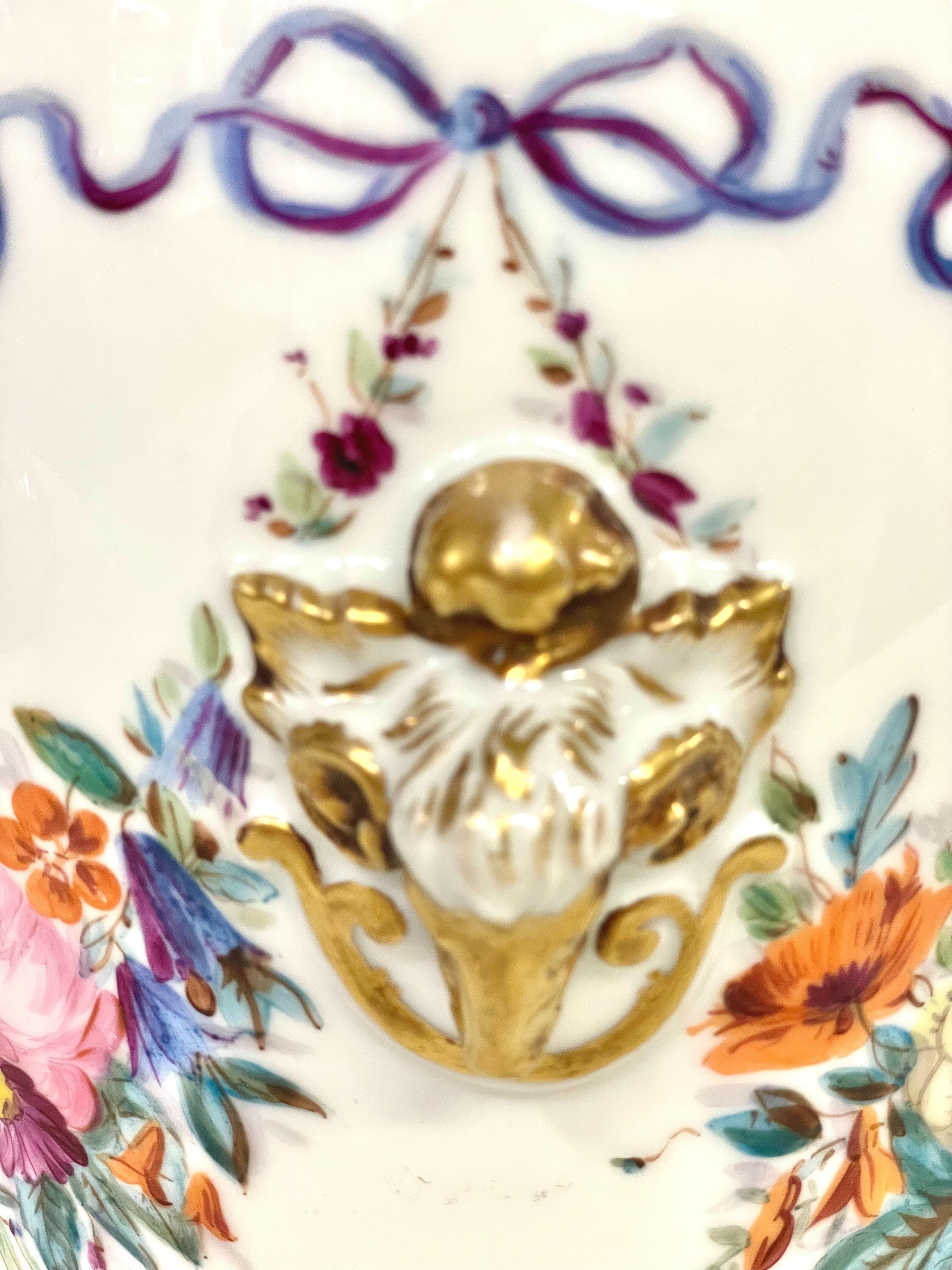Porcellana Vaso o cache-pot del XIX secolo Luigi XVI policromato in vendita