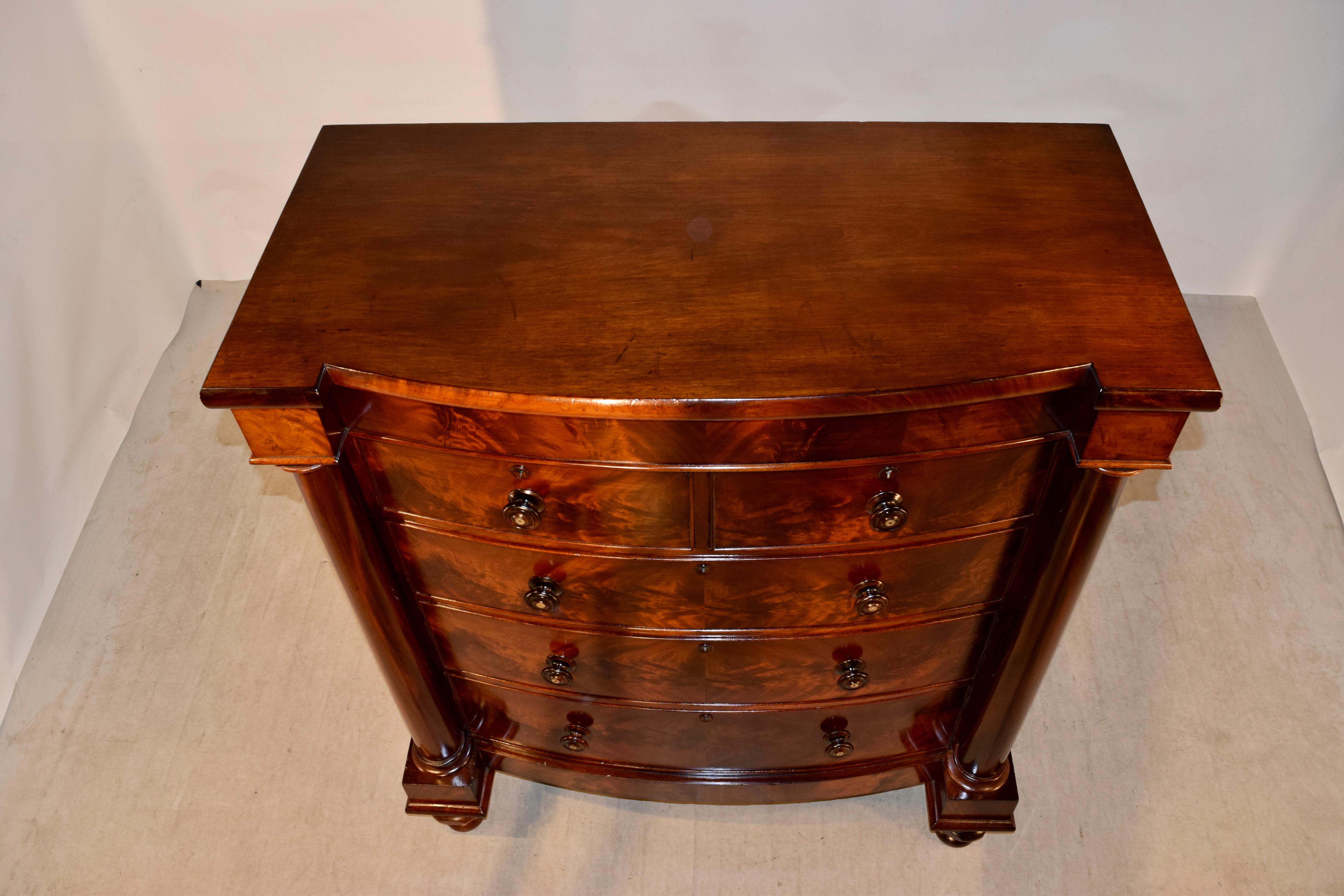 19th Century Large English Bowfront Chest of Drawers 2