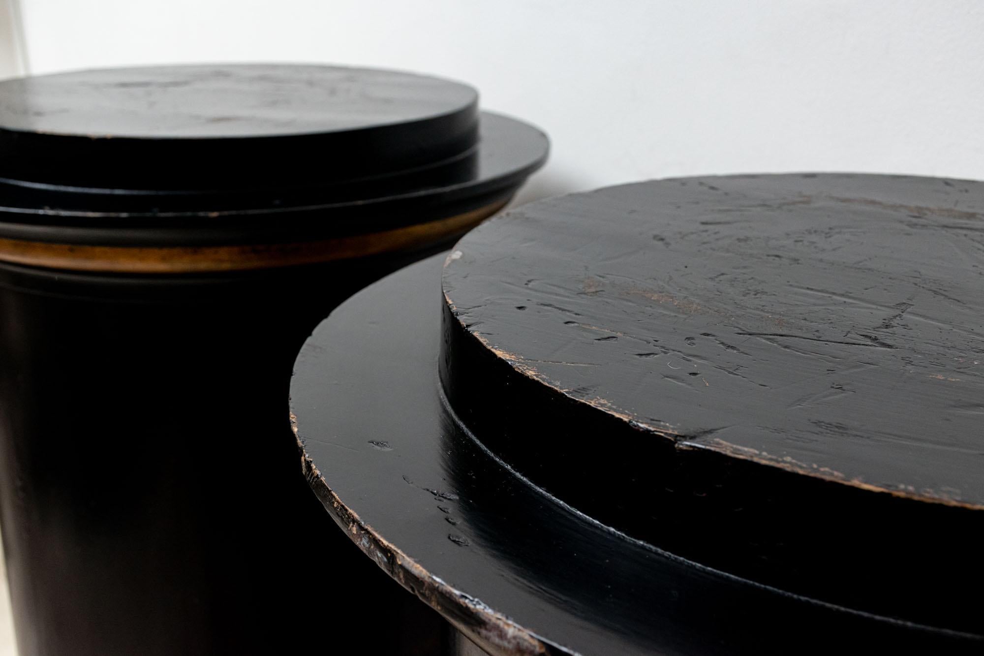 19th Century Large English Country House Ebonized Stepped Round Columns In Good Condition In London, GB