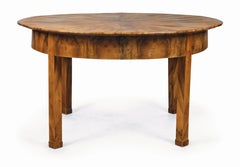 19th Century Large Extendable Biedermeier Walnut Table. Vienna, c. 1825.