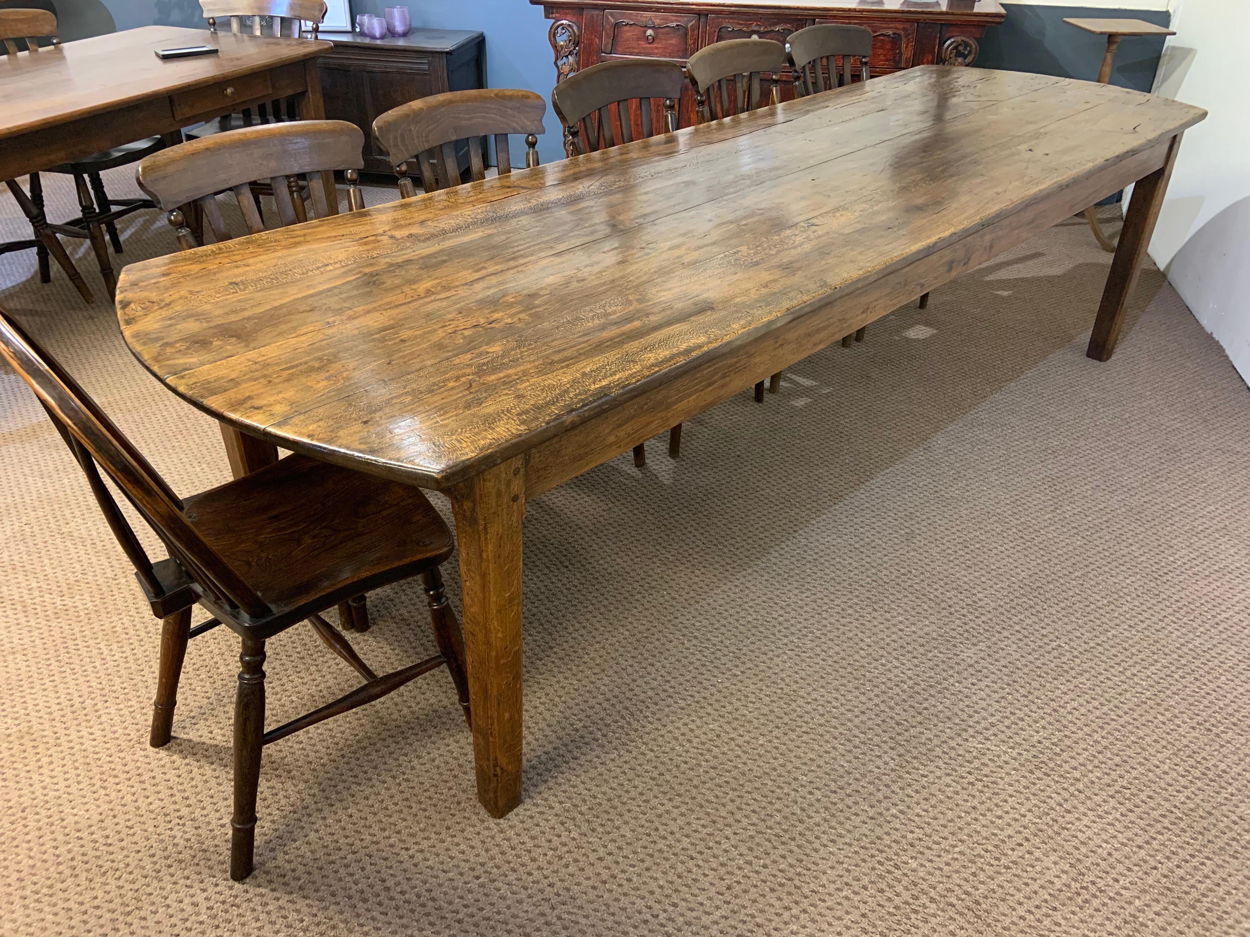 19th Century Large Farmhouse Table with Oval Ends In Good Condition In Billingshurst, GB