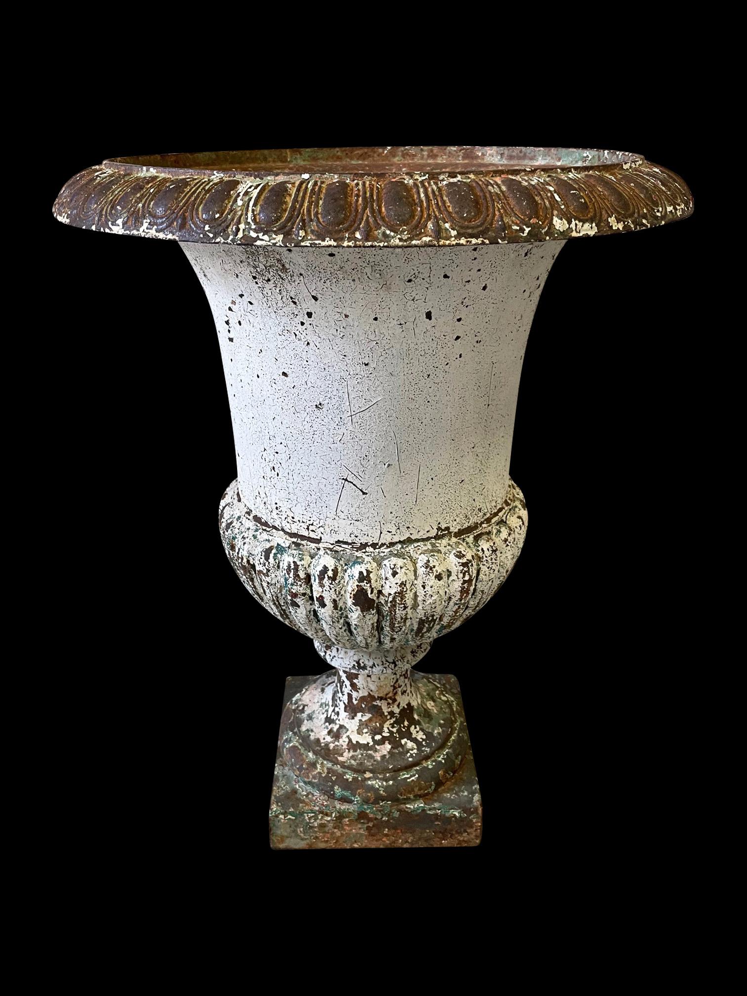 19th Century Large French Cast Iron Urn For Sale 4