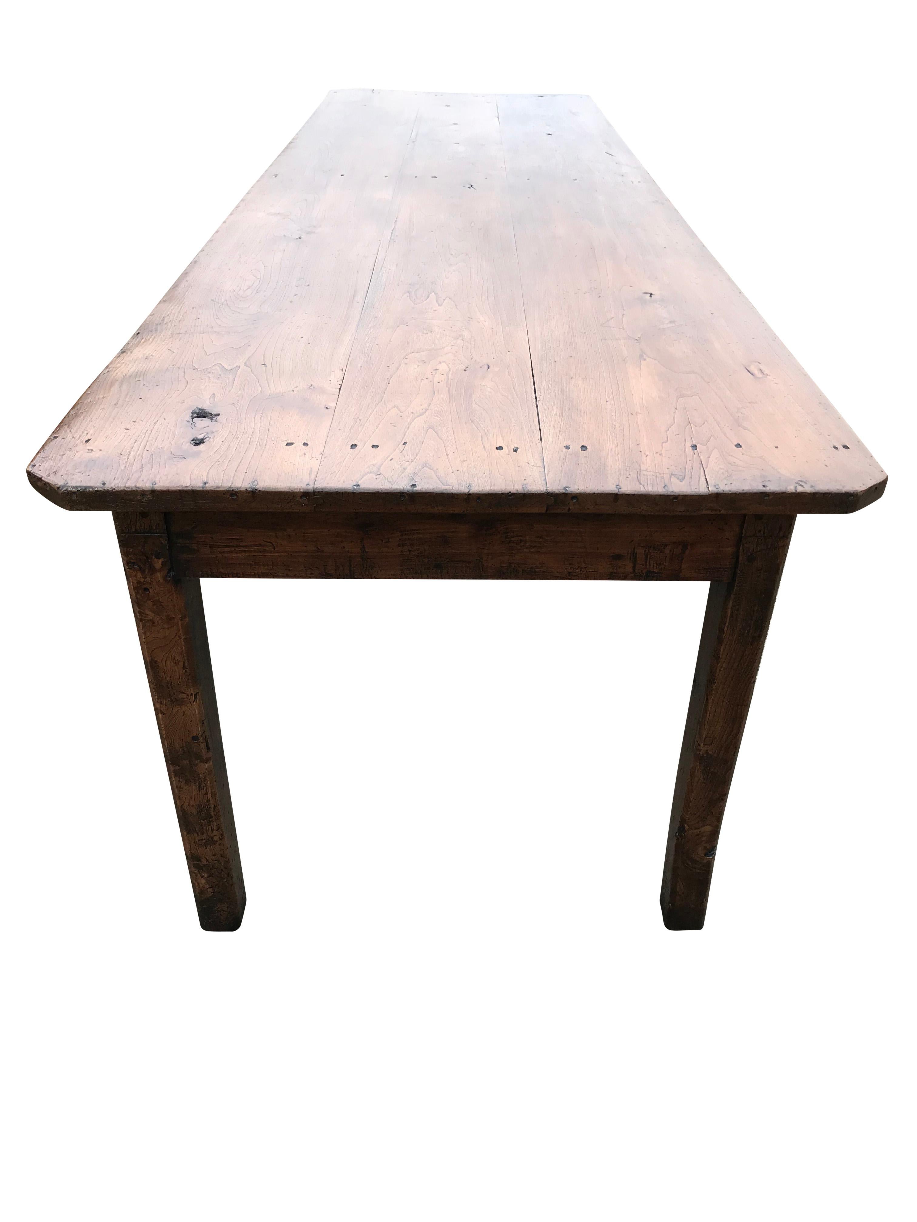 19th Century Large French Elm Farmhouse Table In Good Condition In Bournemouth, GB