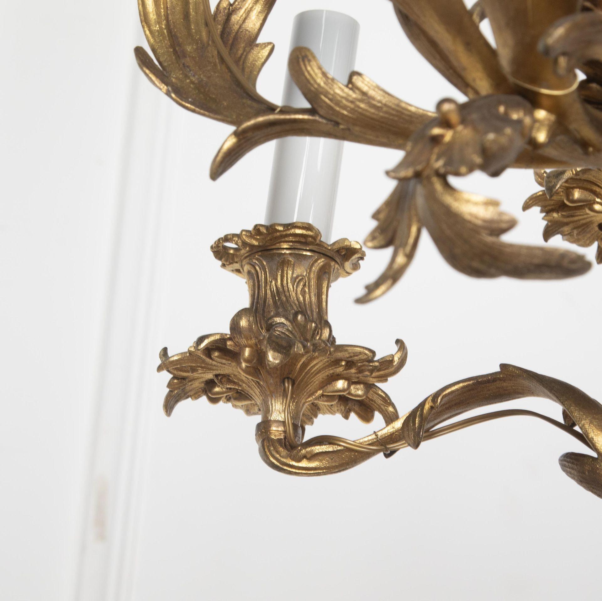 Grande lampadario francese in bronzo dorato del XIX secolo in vendita 1