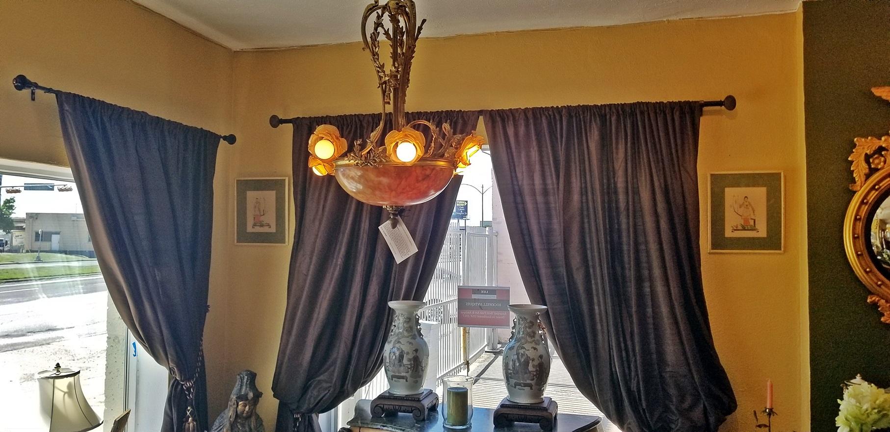 19th Century Large French Ormolu and Alabaster Chandelier For Sale 3