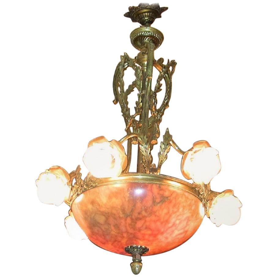Grande lampadario francese del XIX secolo in ormolu e alabastro