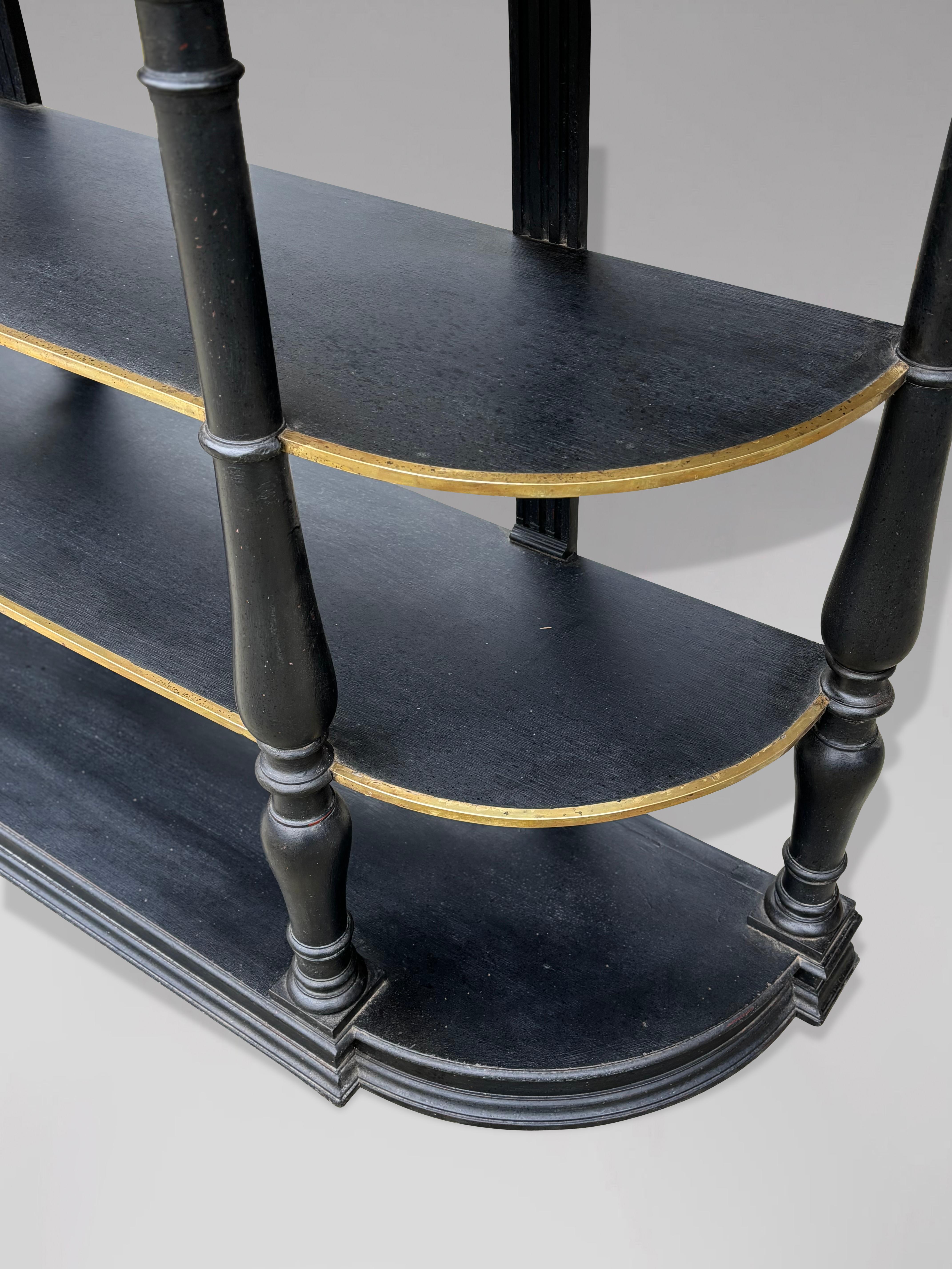 Français Grande table console française du 19e siècle peinte en marbre noir en vente