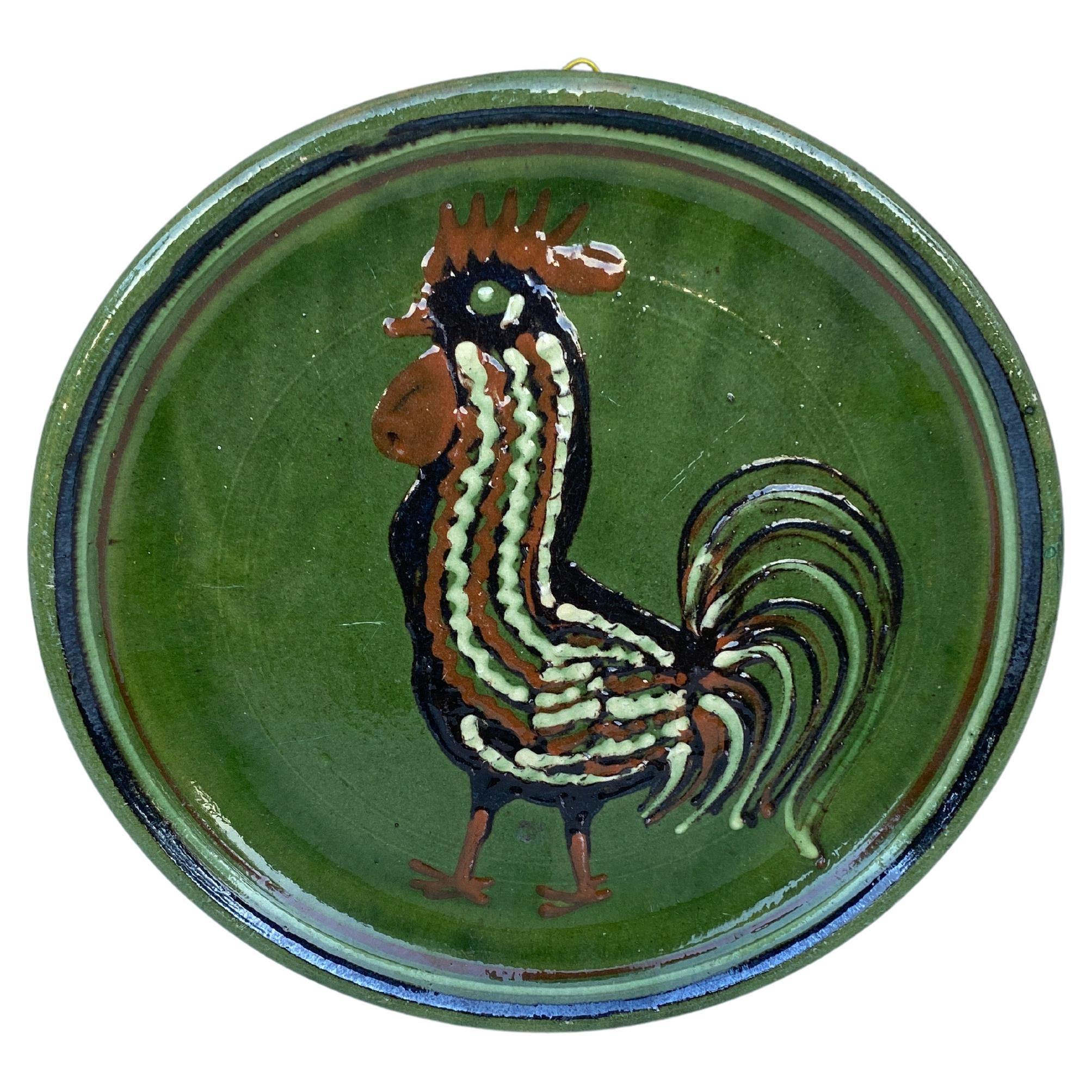 Grand plat à coq Savoie en poterie française du 19ème siècle