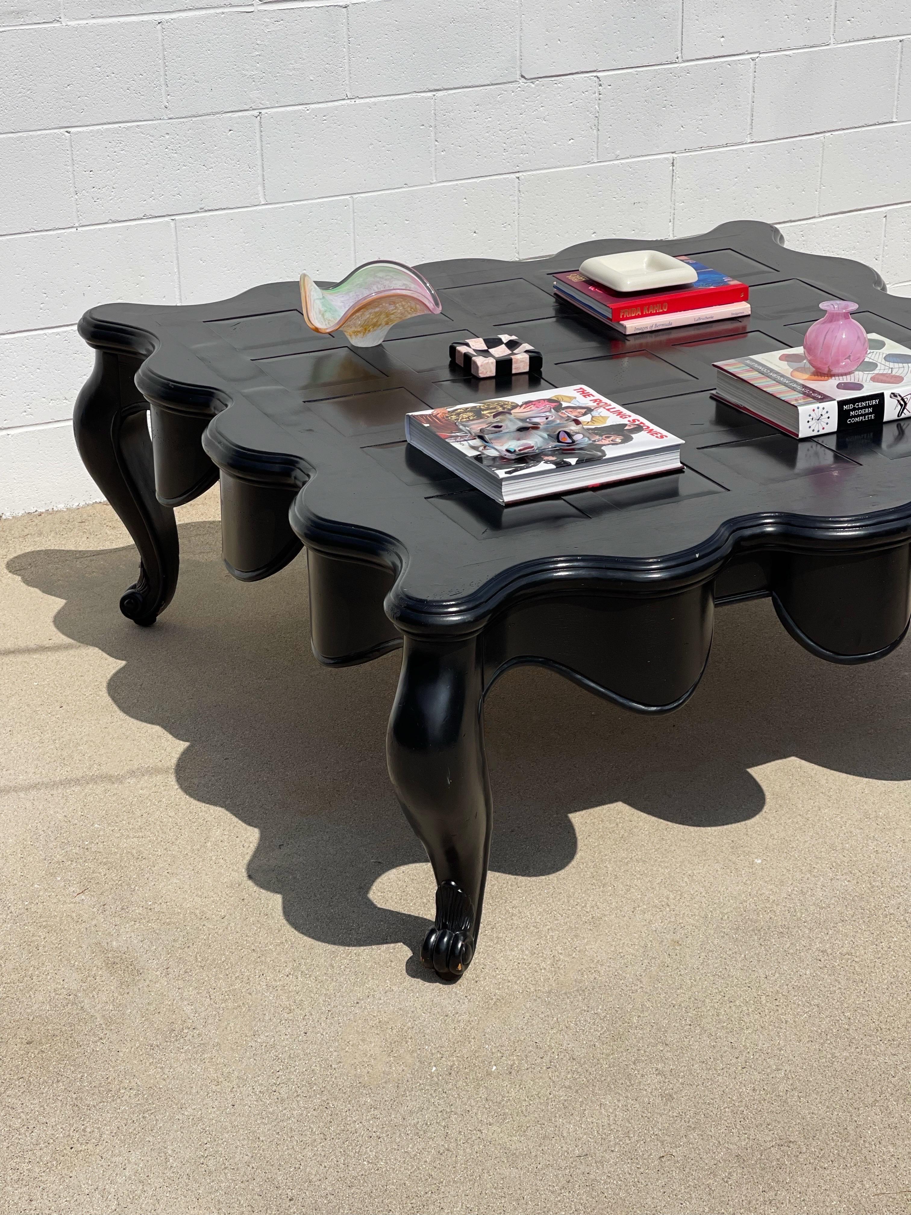 20th Century Large French Scalloped Coffee Table In Good Condition For Sale In Los Angeles, CA