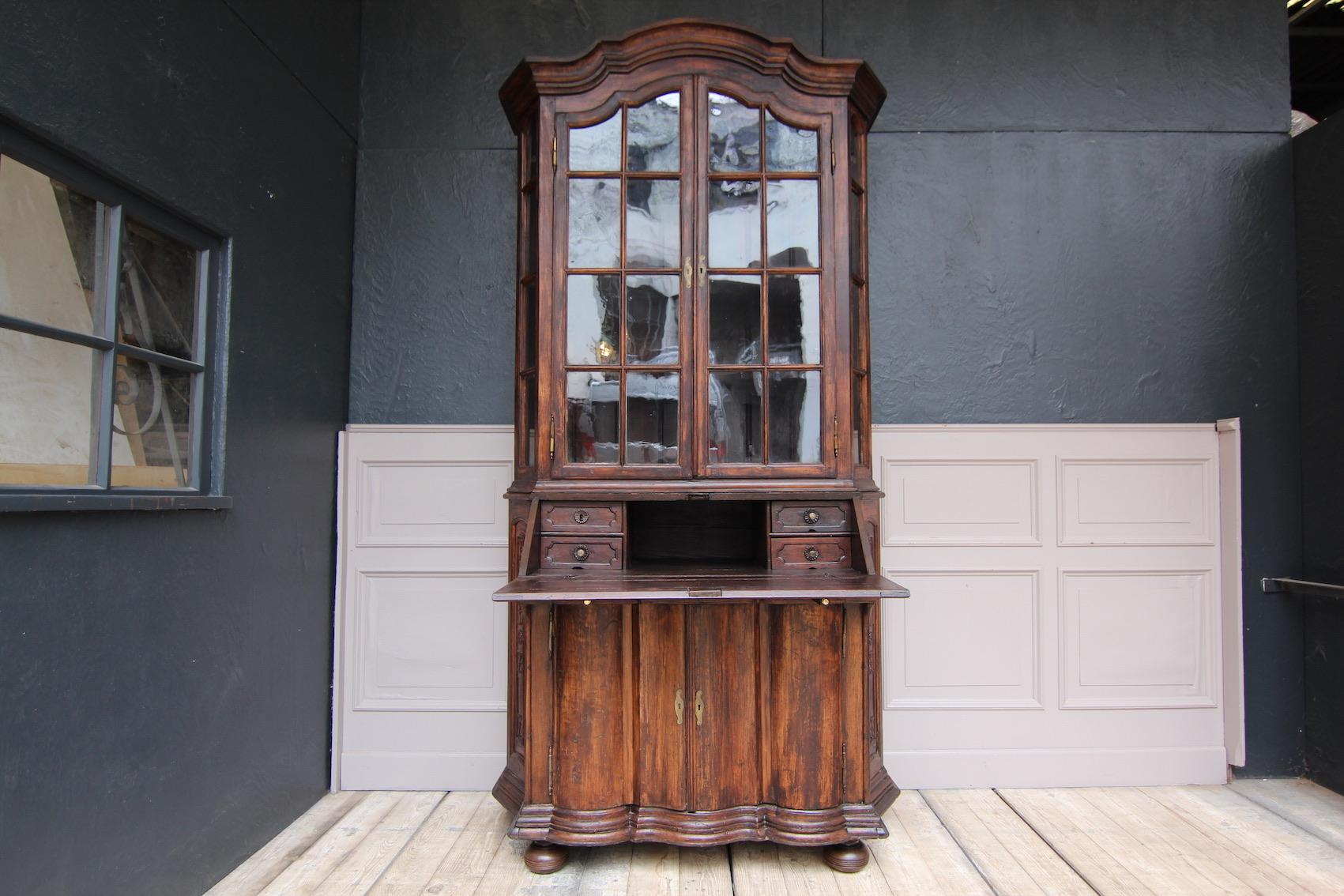 19th Century Large German Baroque Style Secretary a Deux Corps For Sale 1